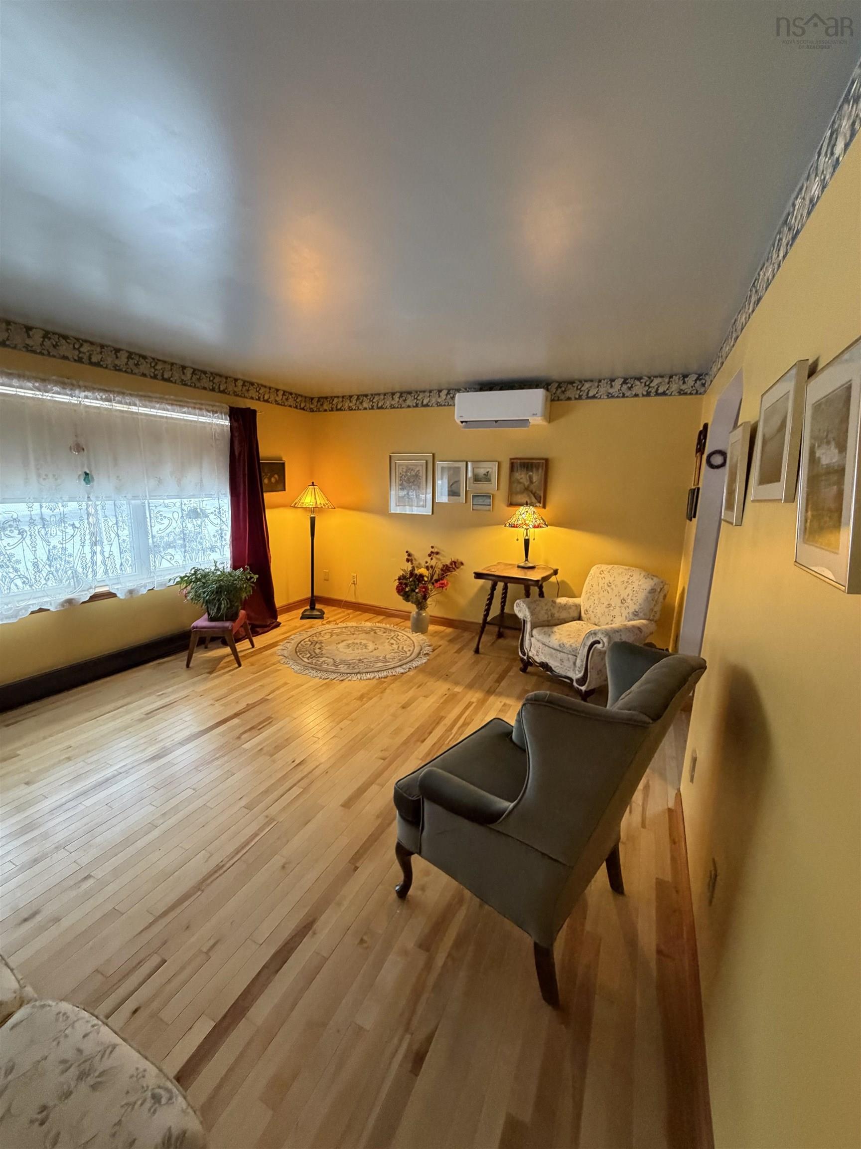 $347,500.00: 22 MacDougall, Antigonish