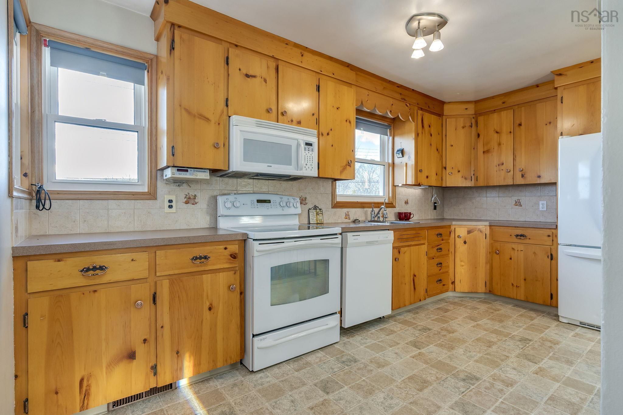 31 Booth Street, Dartmouth, NS (MLS 202600739)