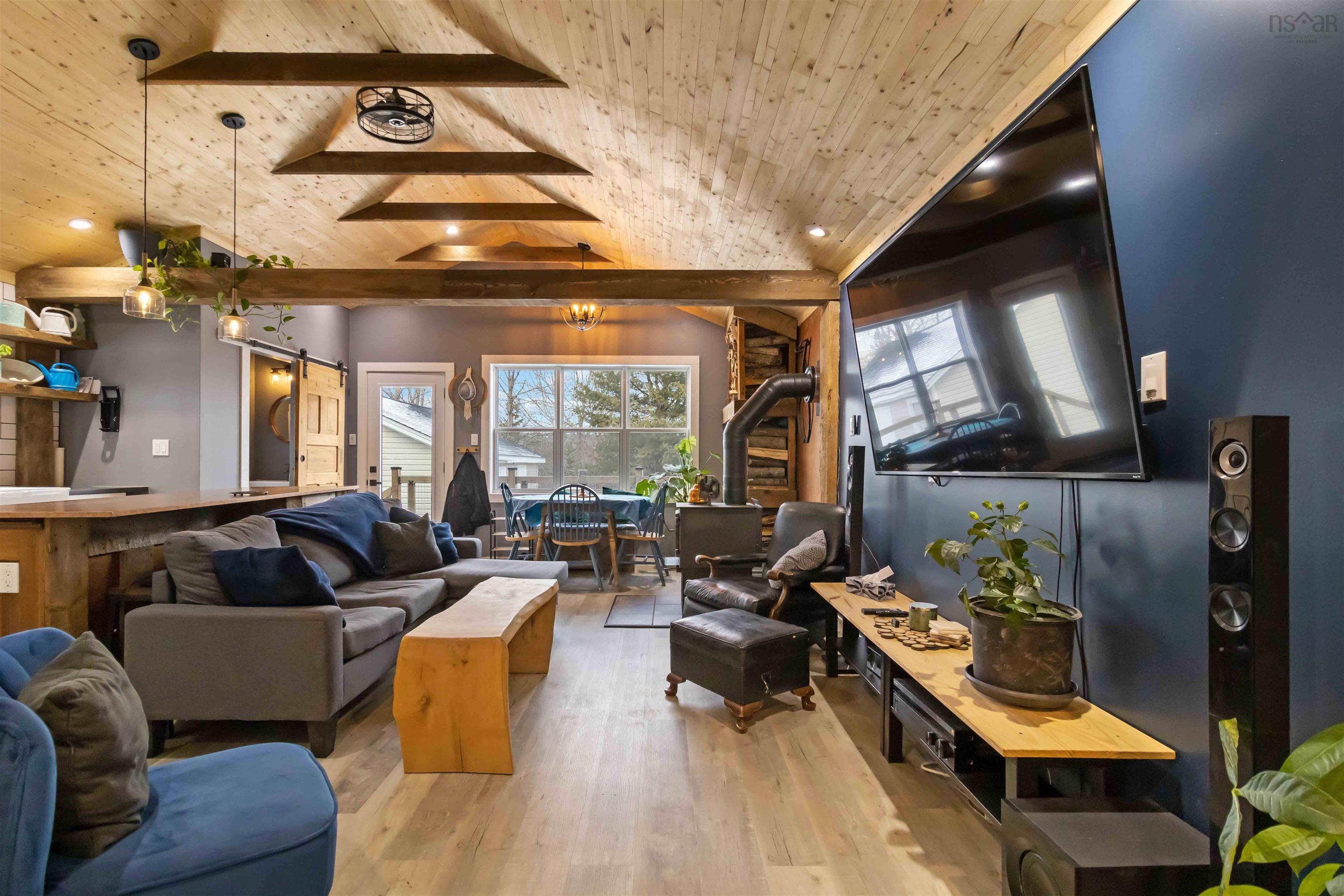 26 Beaver Bank Cross Road, Middle Sackville, NS (MLS 202600759)