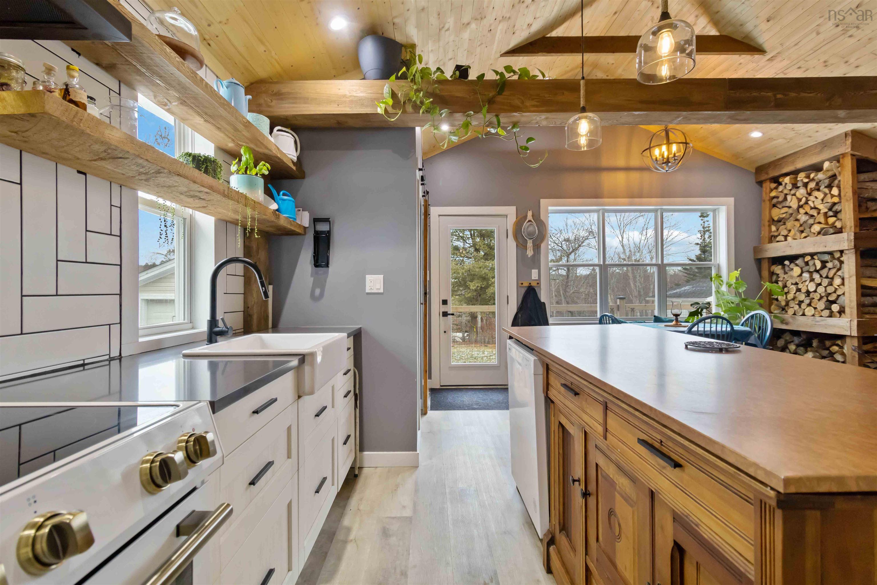 26 Beaver Bank Cross Road, Middle Sackville, NS (MLS 202600759)