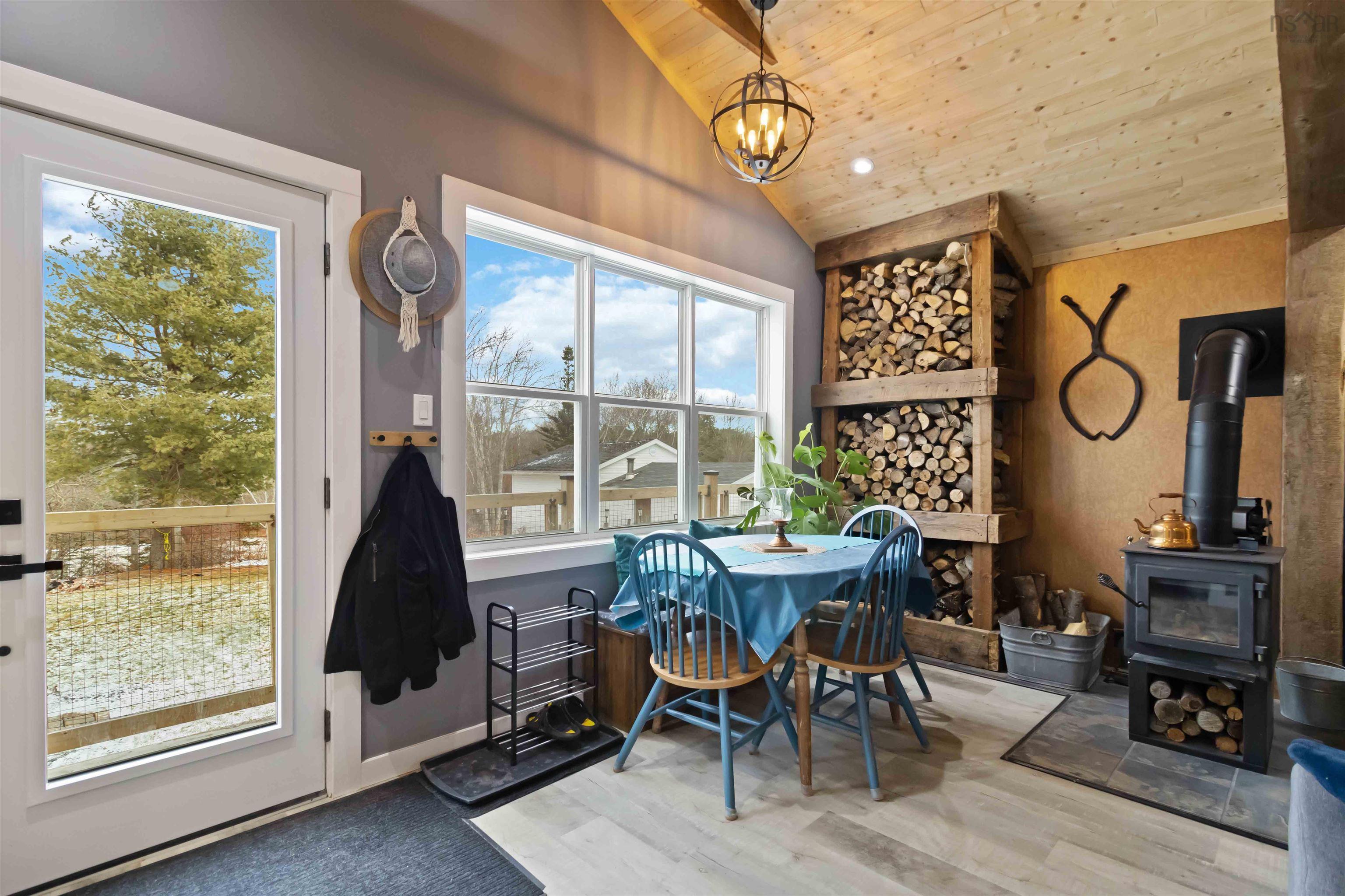 26 Beaver Bank Cross Road, Middle Sackville, NS (MLS 202600759)