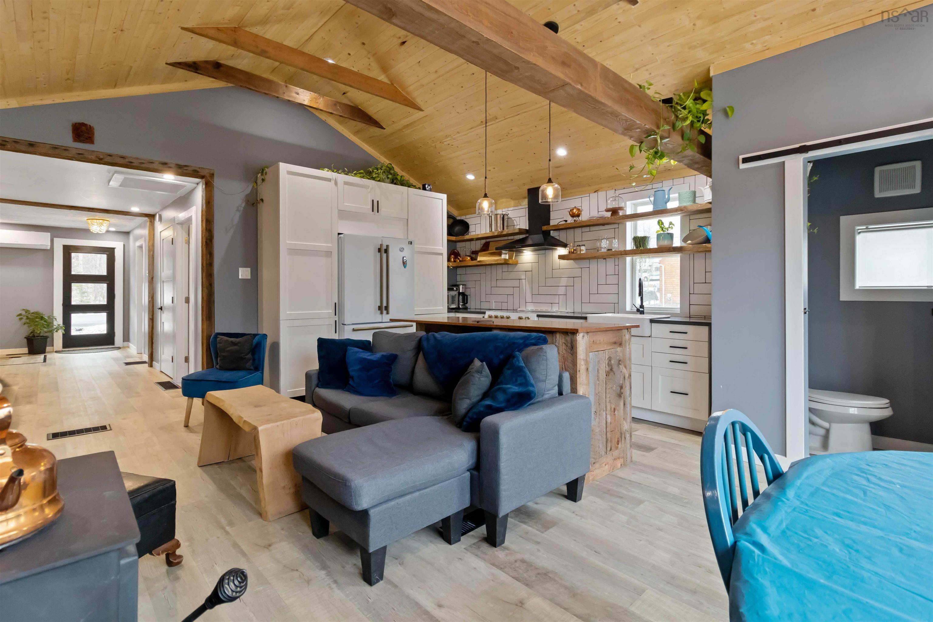 26 Beaver Bank Cross Road, Middle Sackville, NS (MLS 202600759)