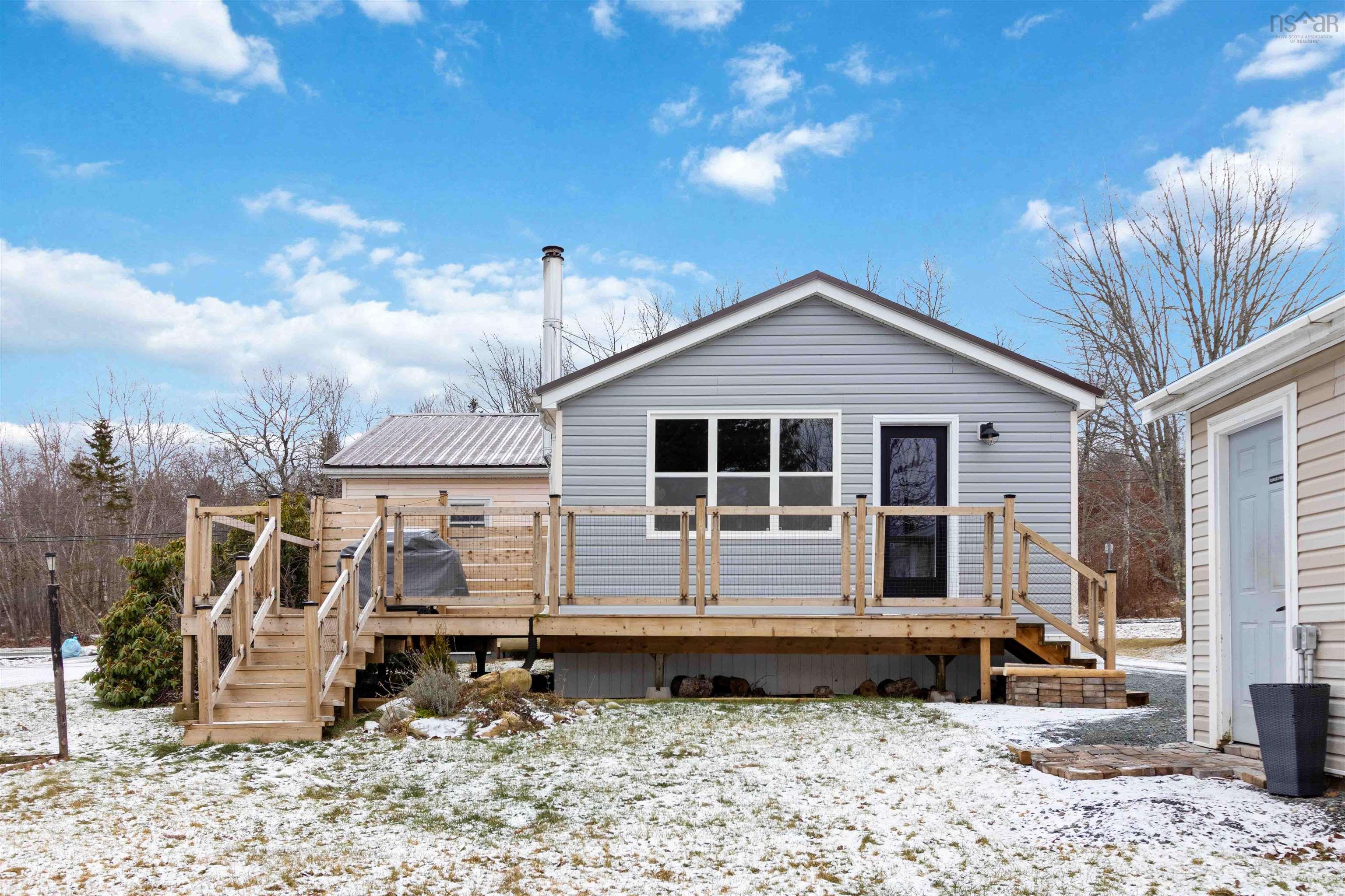 26 Beaver Bank Cross Road, Middle Sackville, NS (MLS 202600759)