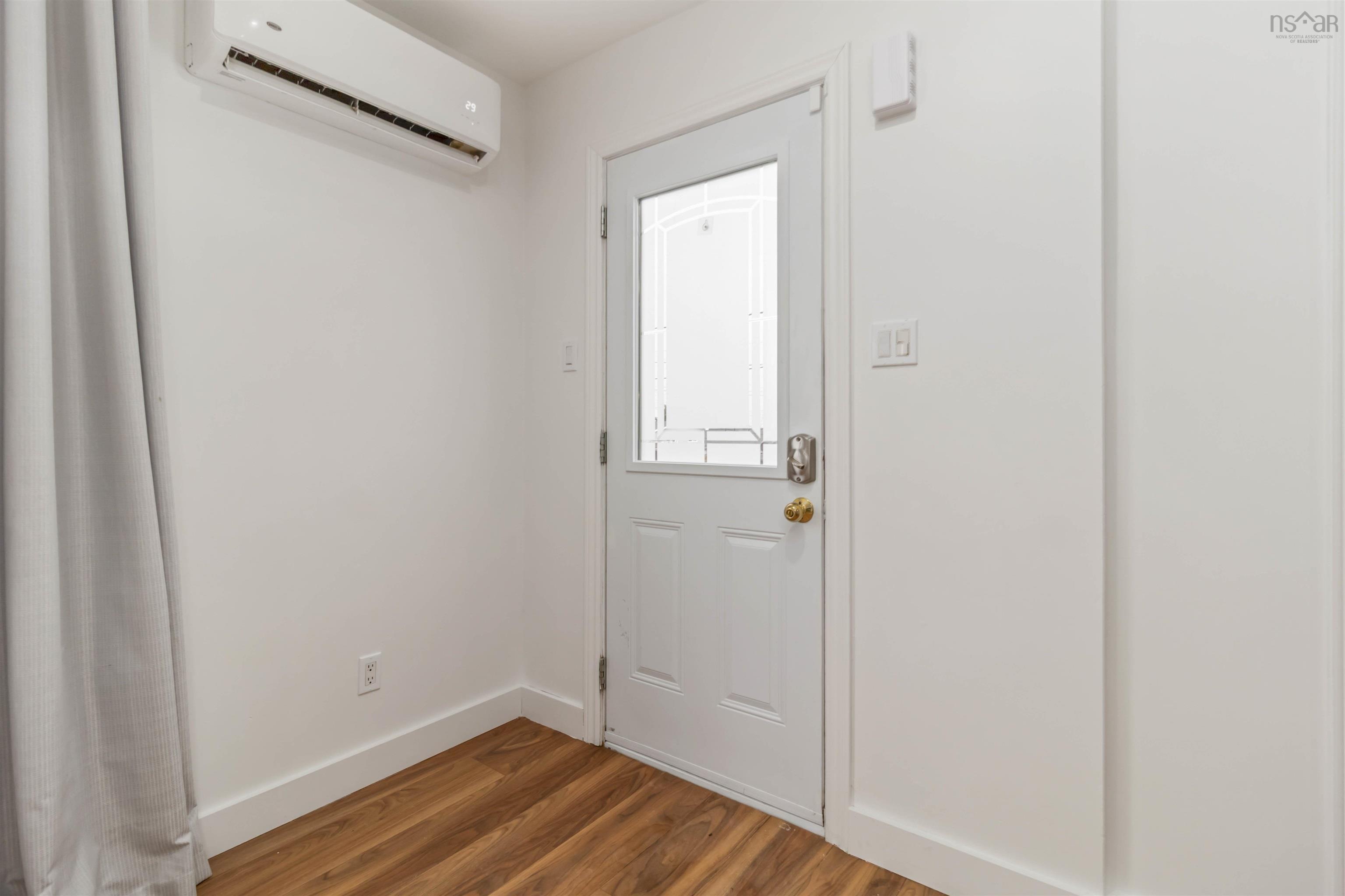 30 Woodcrest Avenue, Halifax, NS (MLS 202600787)