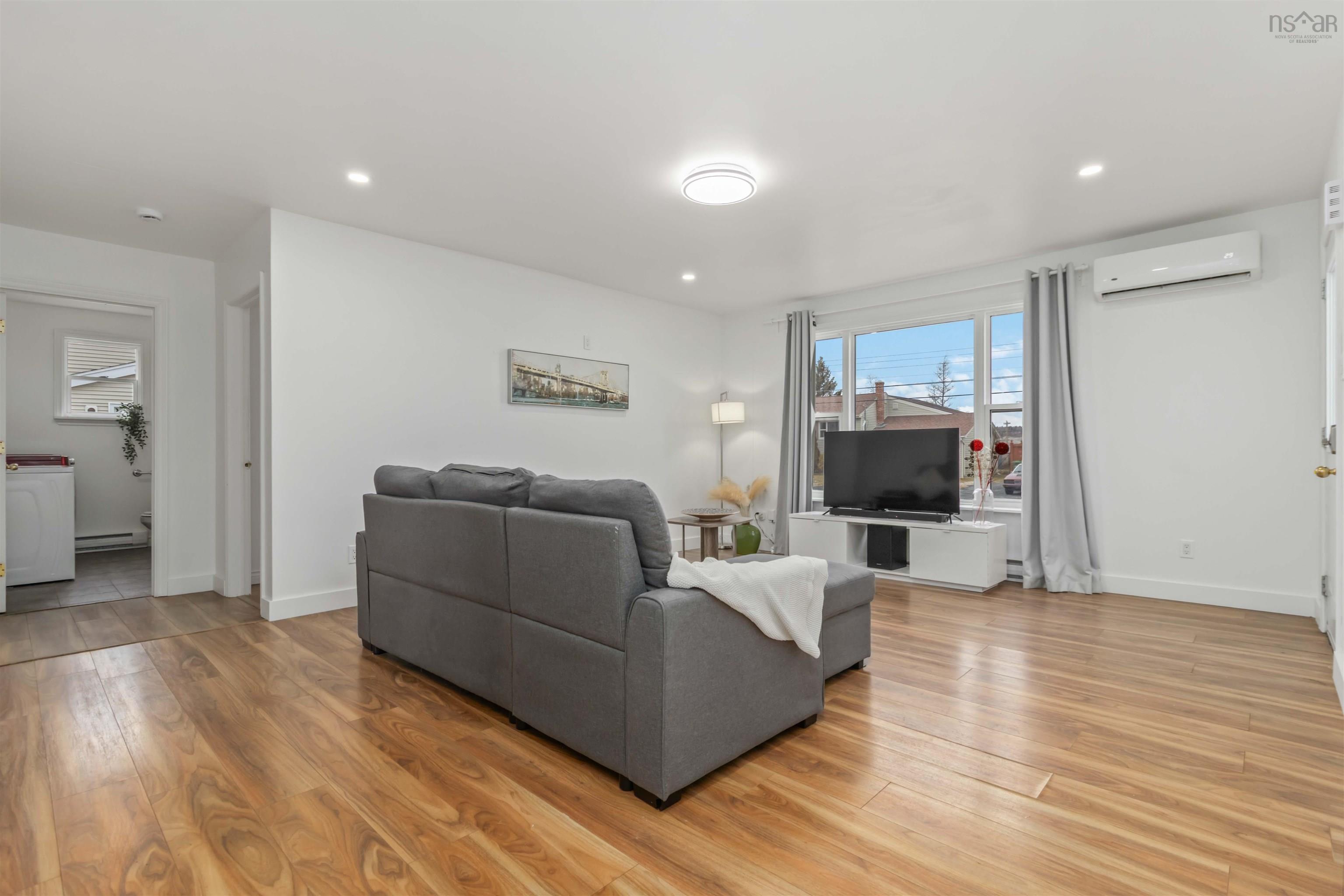 30 Woodcrest Avenue, Halifax, NS (MLS 202600787)