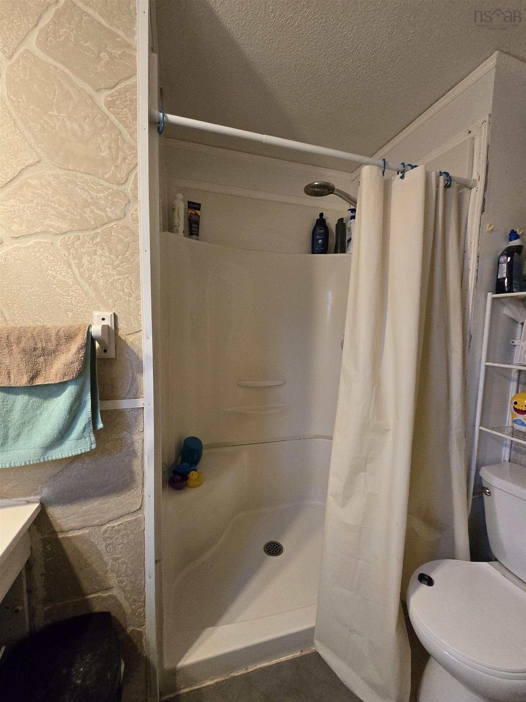 $118,900.00: 16 Autumn Street, Bridgewater