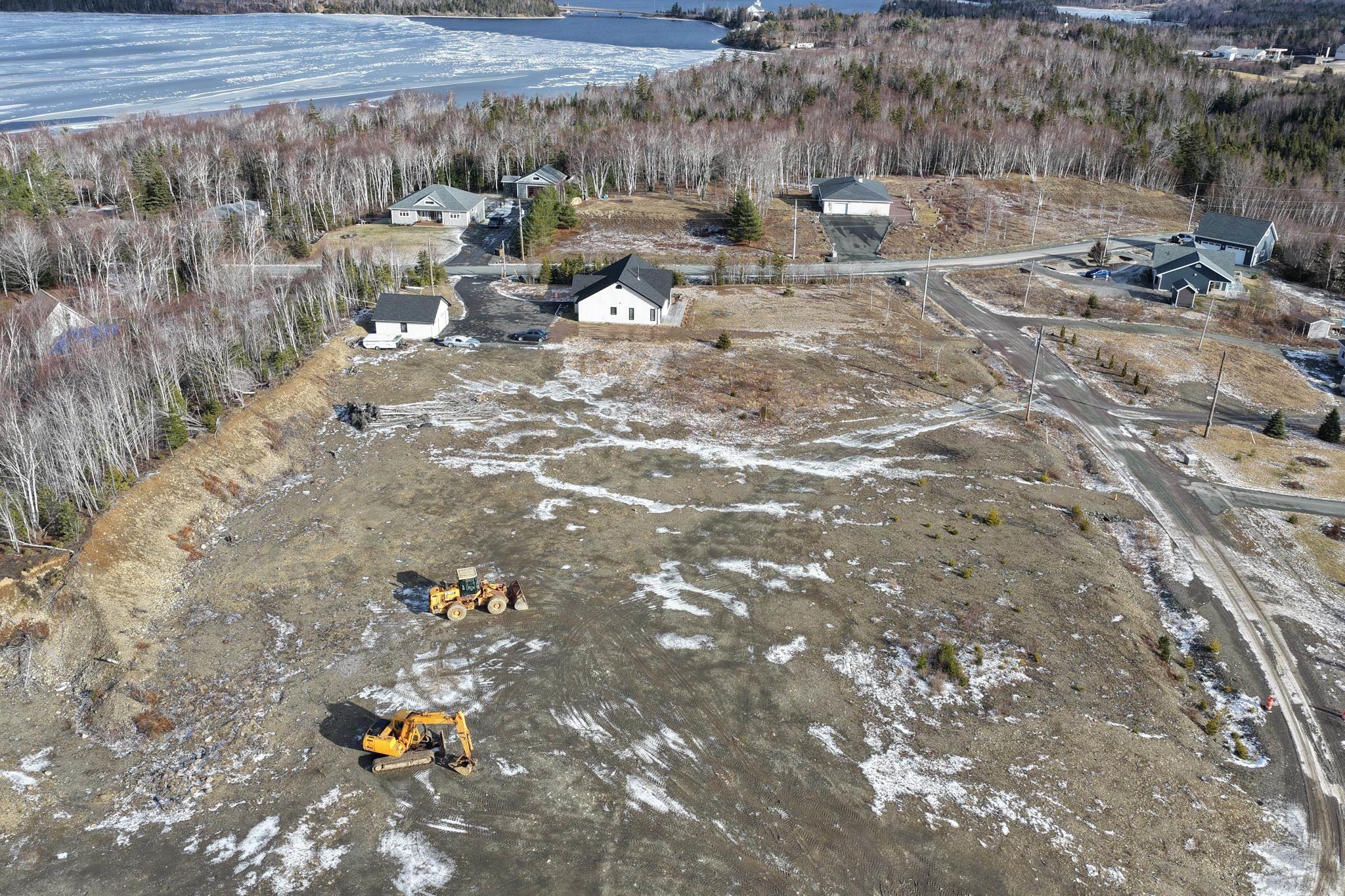 $75,000.00: 2025-2 Ceilidh Drive, Albert Bridge