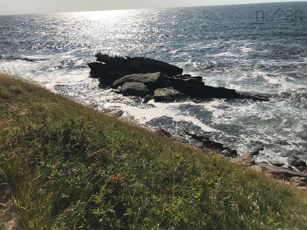 $140,000.00: Cabot Trail, Cap Le Moine