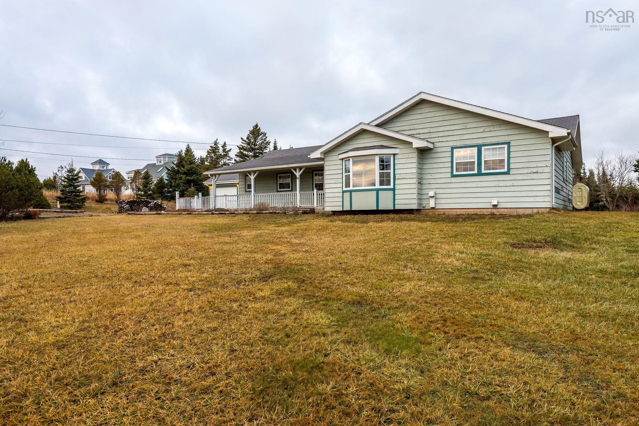 $549,900.00: 79 Spruce Court, Three Fathom Harbour