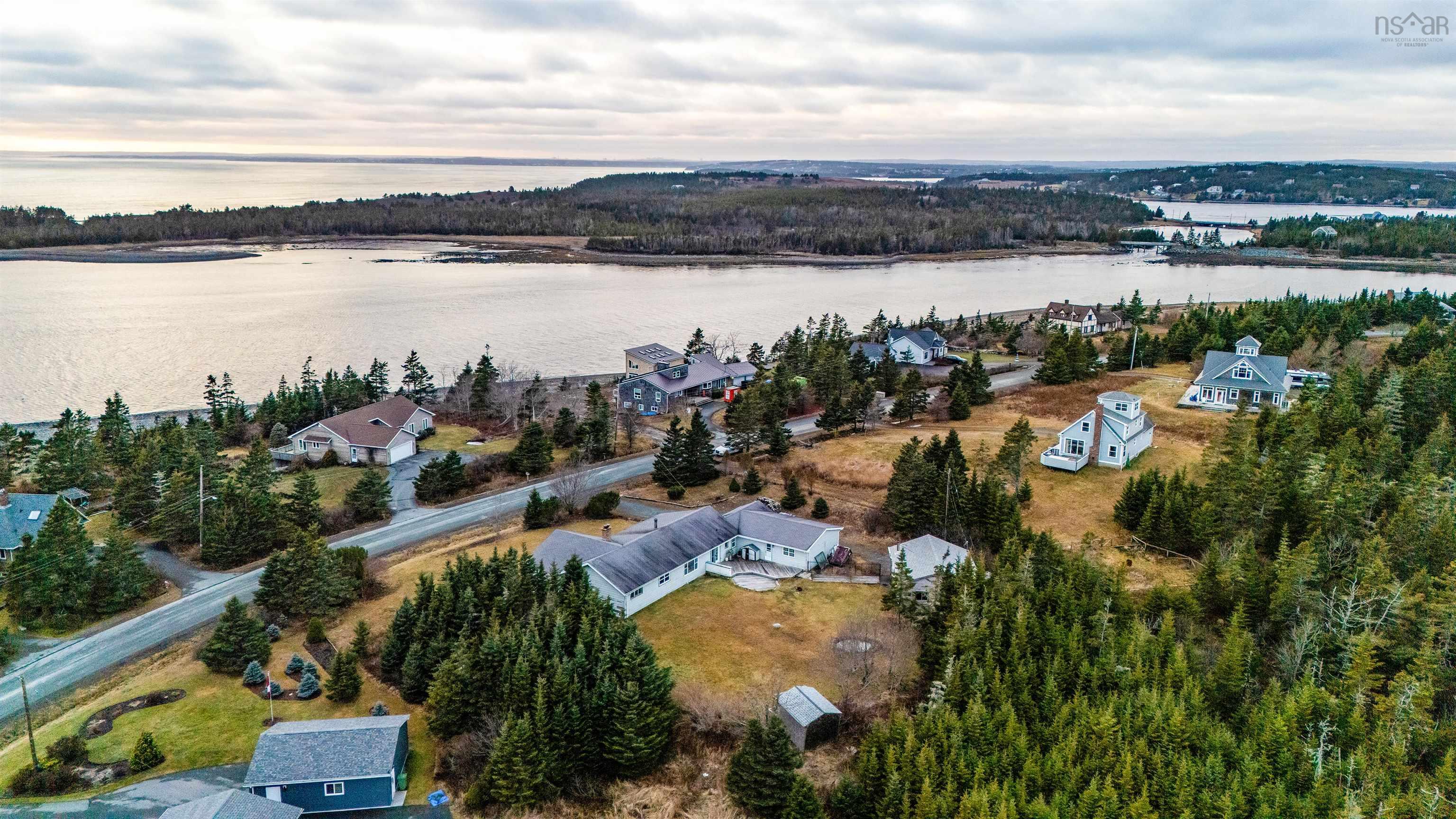 $549,900.00: 79 Spruce Court, Three Fathom Harbour