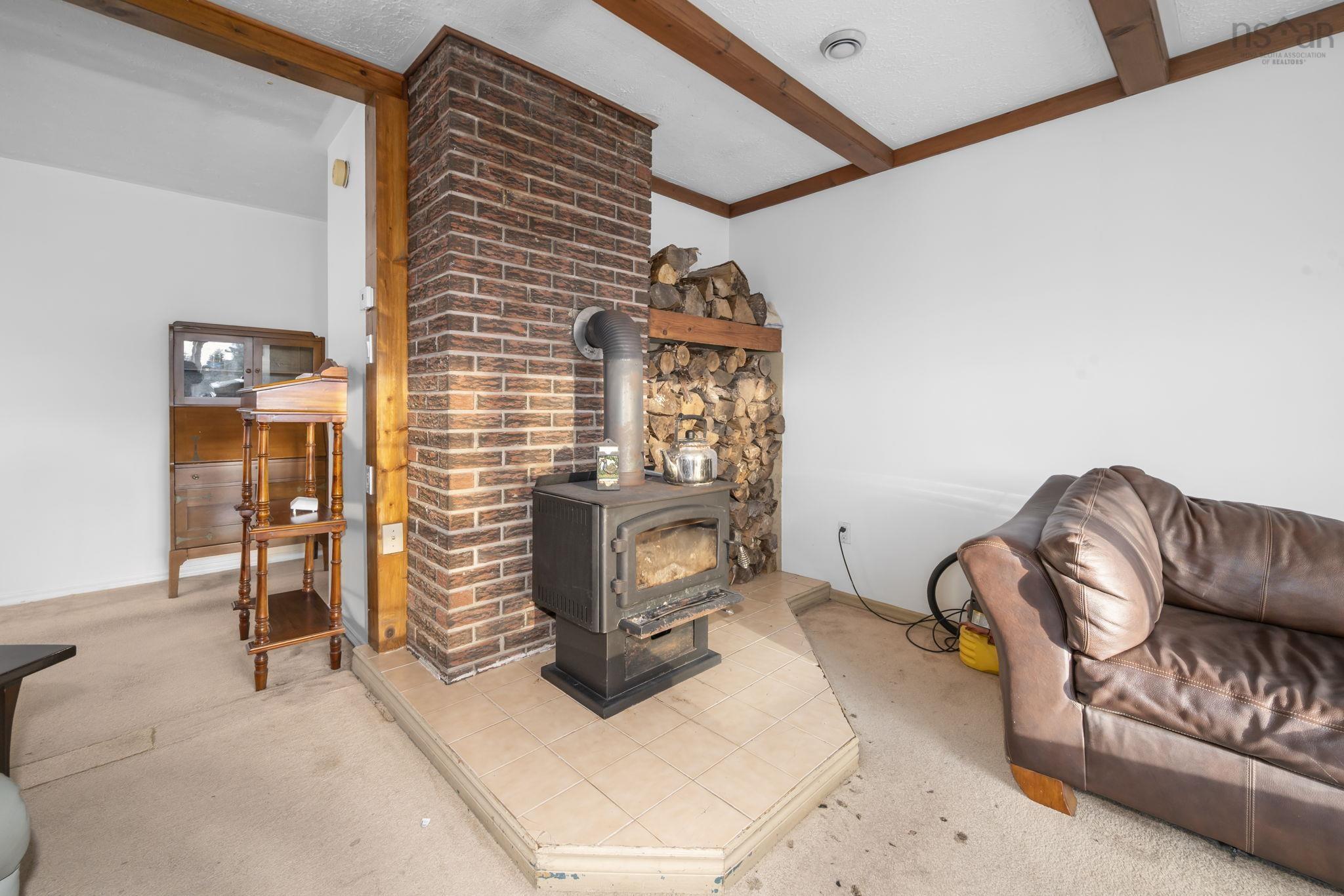 $549,900.00: 79 Spruce Court, Three Fathom Harbour