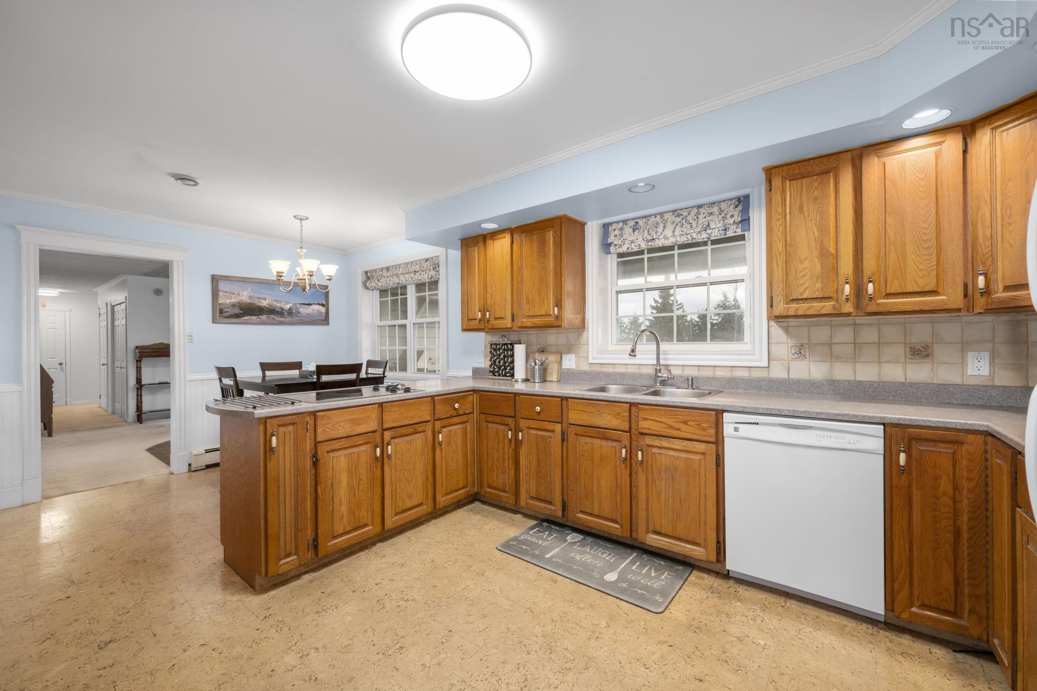 $549,900.00: 79 Spruce Court, Three Fathom Harbour