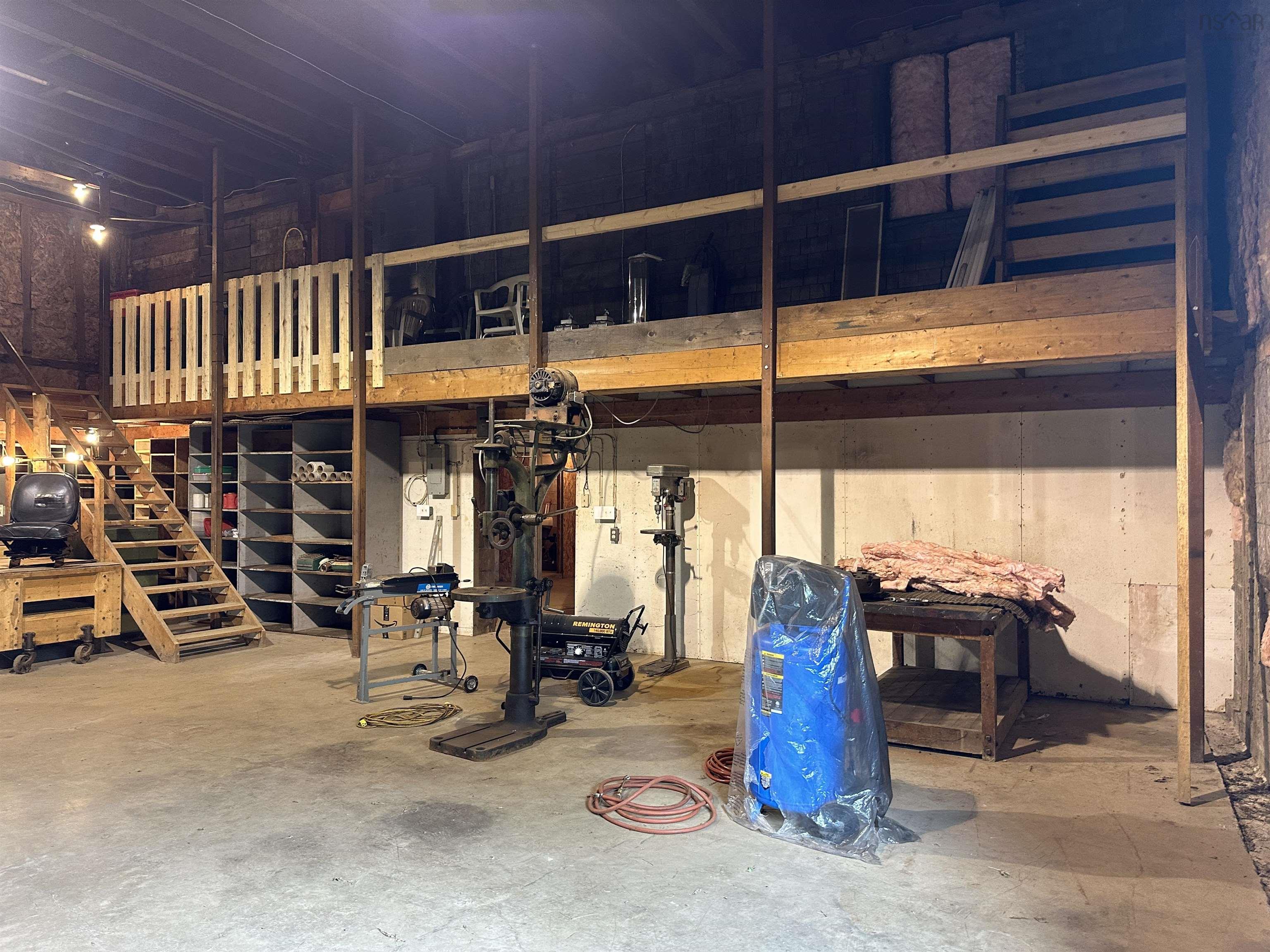 $625,000.00: 6185 Highway 4, Linacy