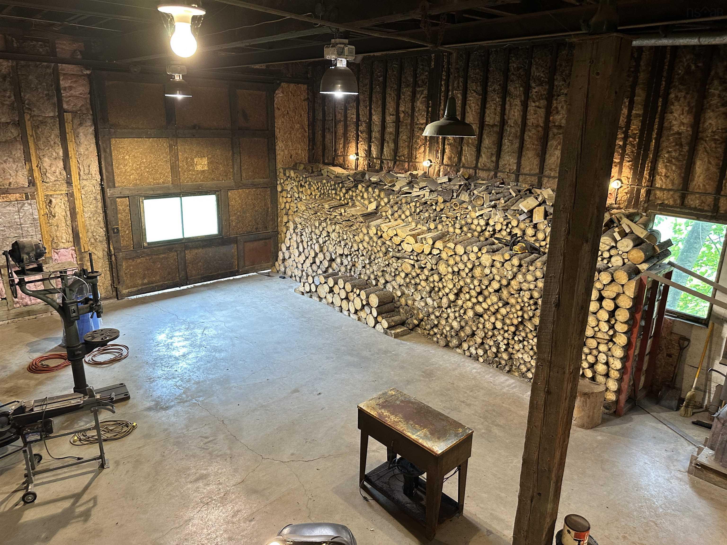 $625,000.00: 6185 Highway 4, Linacy