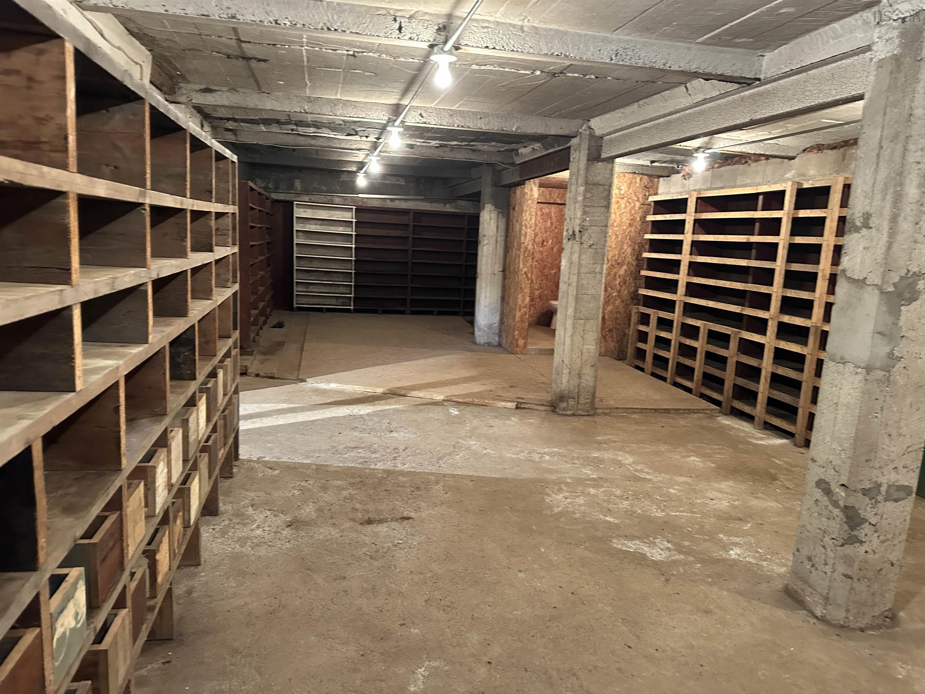 $625,000.00: 6185 Highway 4, Linacy