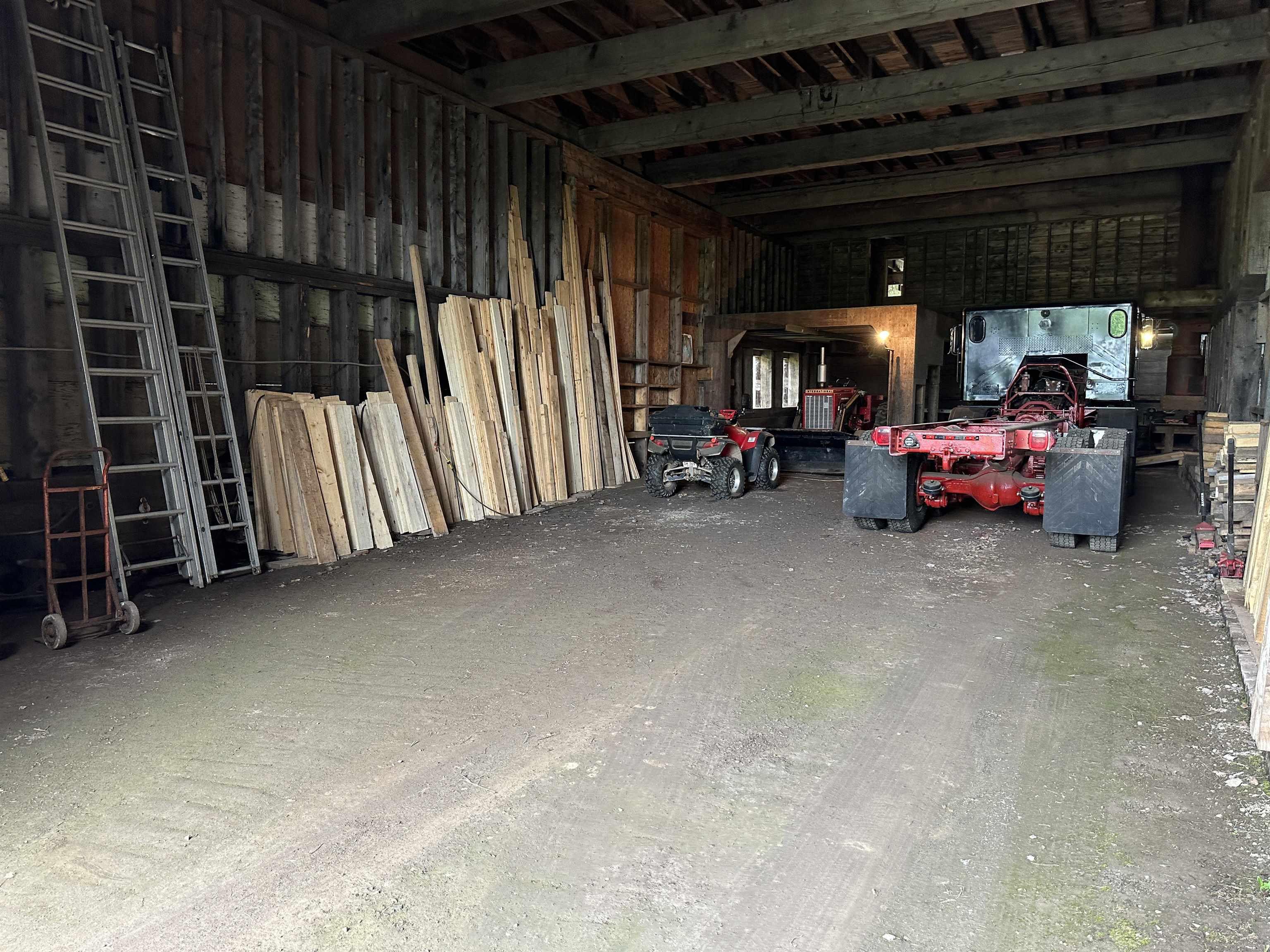 $625,000.00: 6185 Highway 4, Linacy