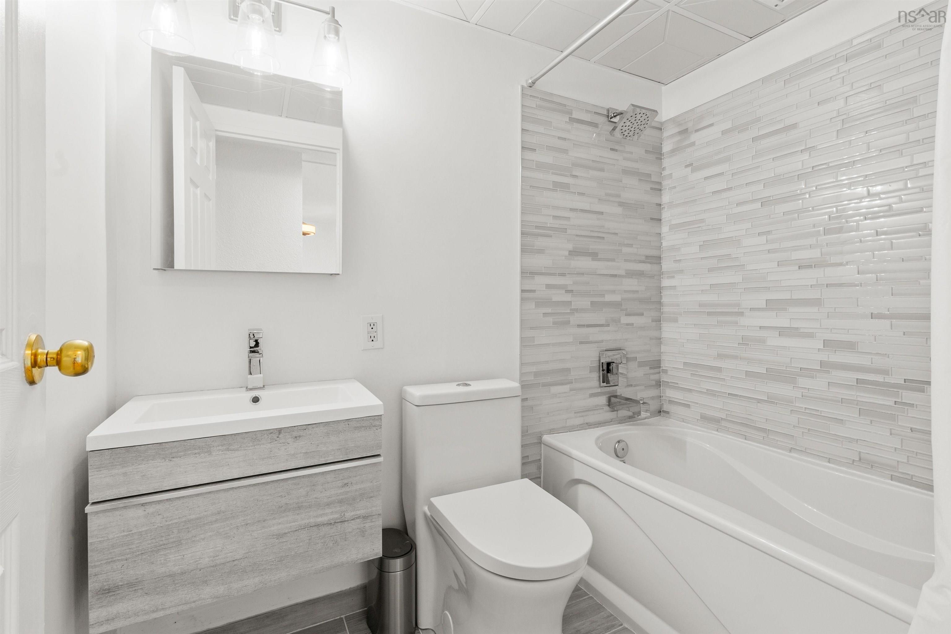 1202 5572 North Ridge Road, Halifax Peninsula, NS (MLS 202600825)