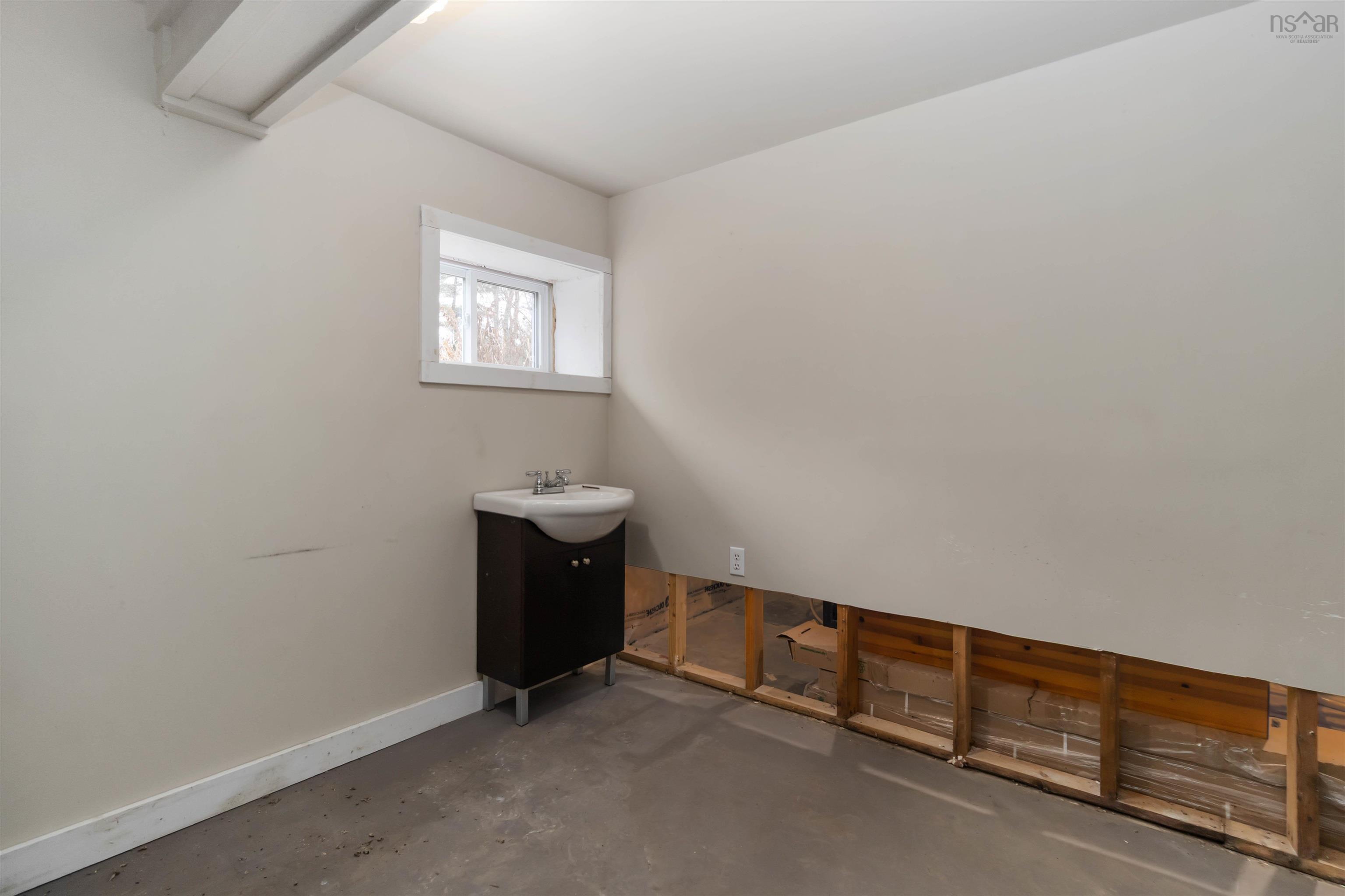 $299,900.00: 186 Old Kettle Road, Mill Village