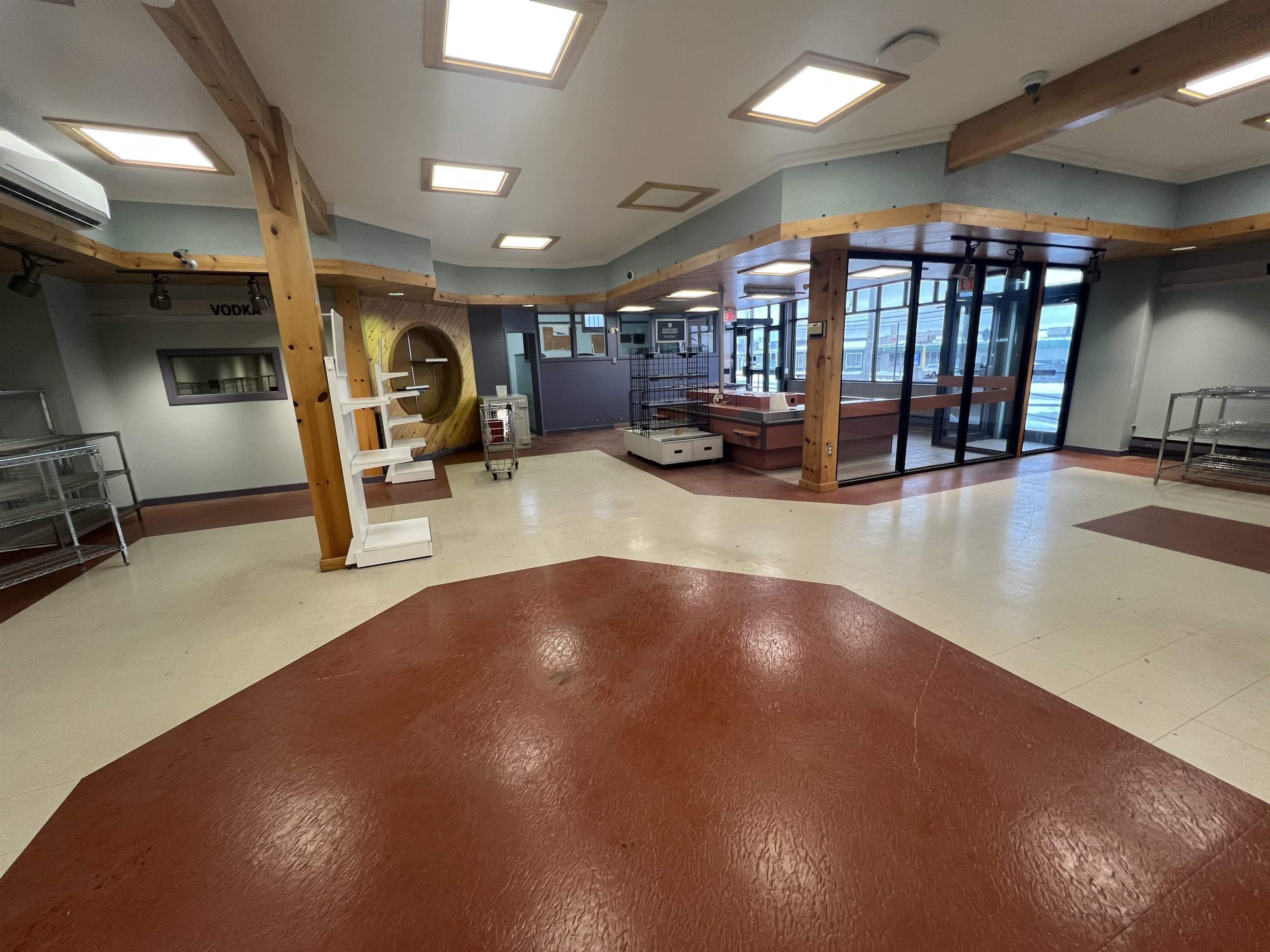 $250,000.00: 419 Main Street, Mulgrave