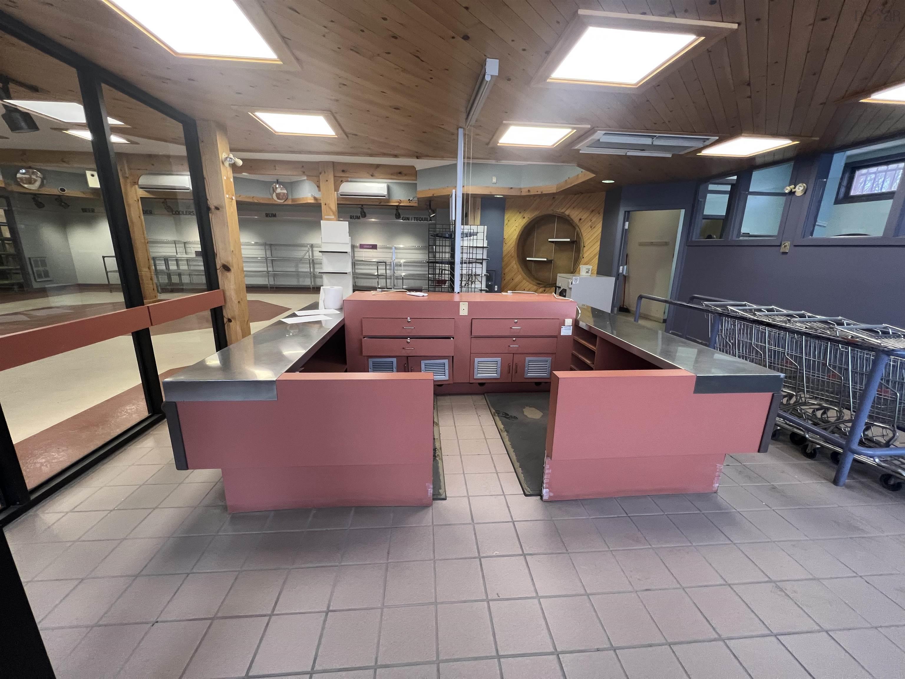 $250,000.00: 419 Main Street, Mulgrave