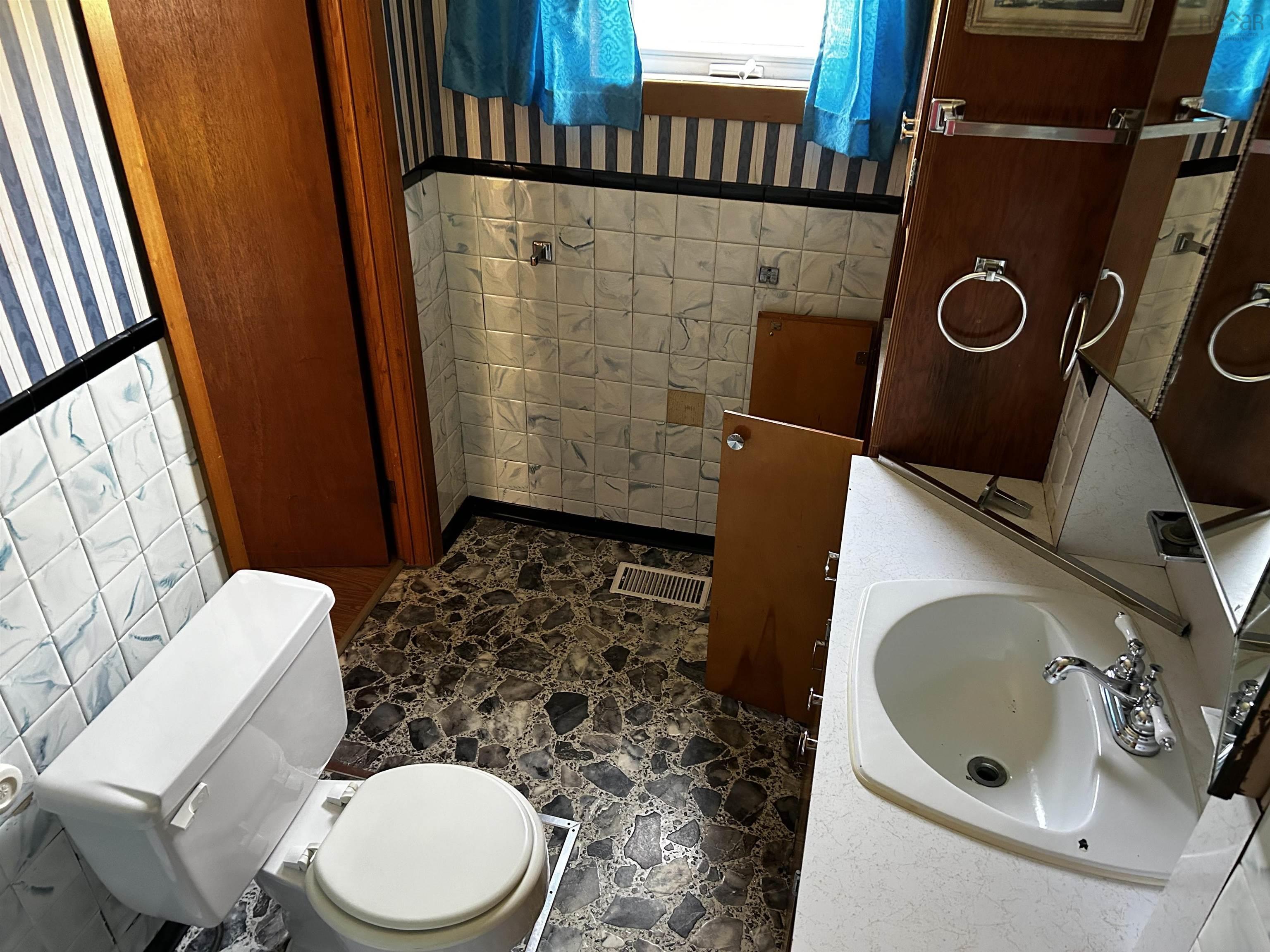 $199,900.00: 36 Lent Road, Weymouth North