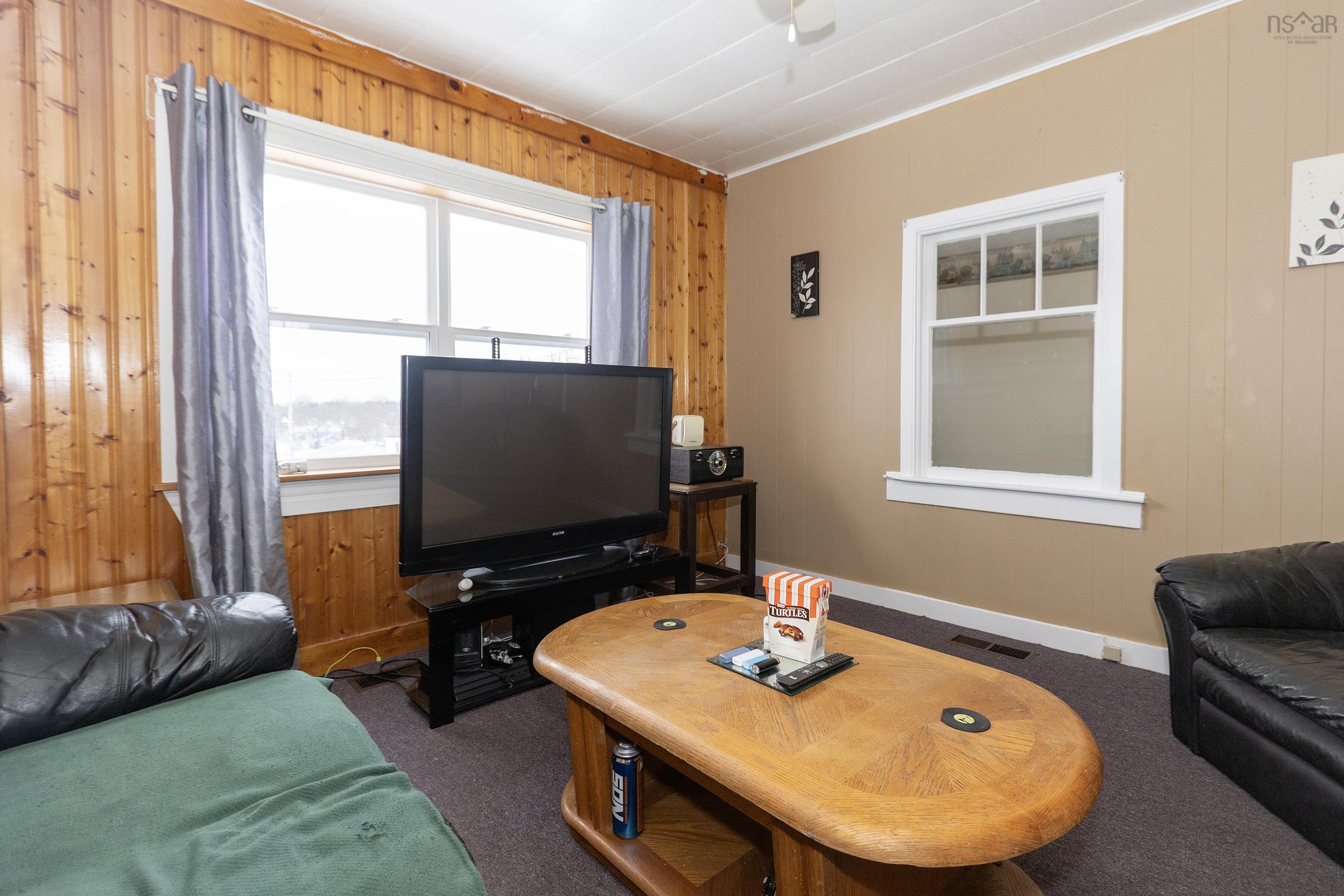 $179,900.00: 55 Croft Street, Amherst