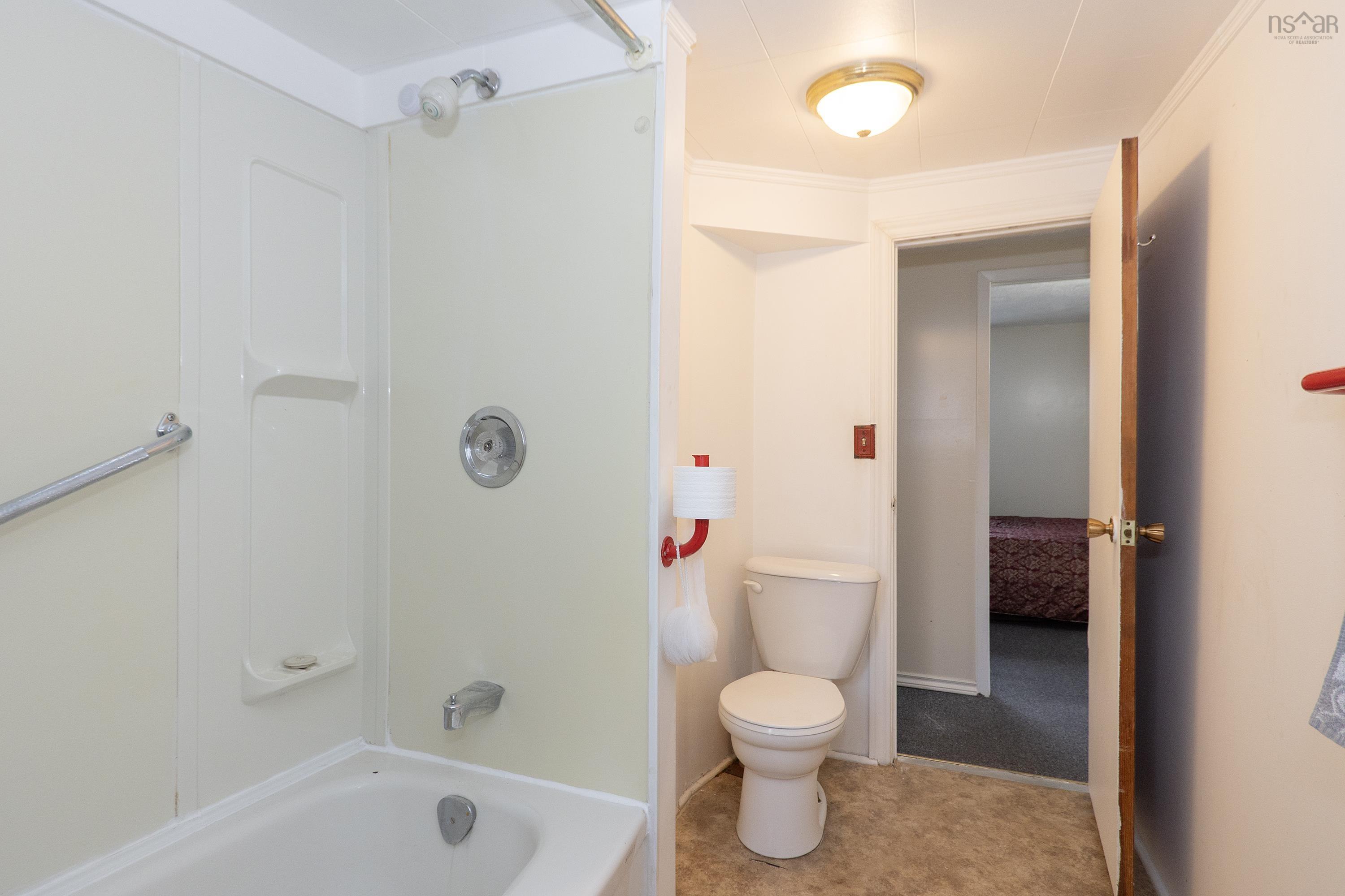 $179,900.00: 55 Croft Street, Amherst