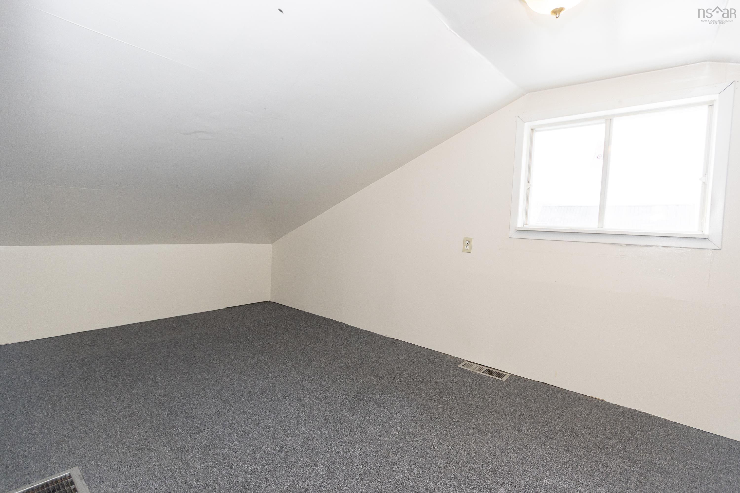 $179,900.00: 55 Croft Street, Amherst