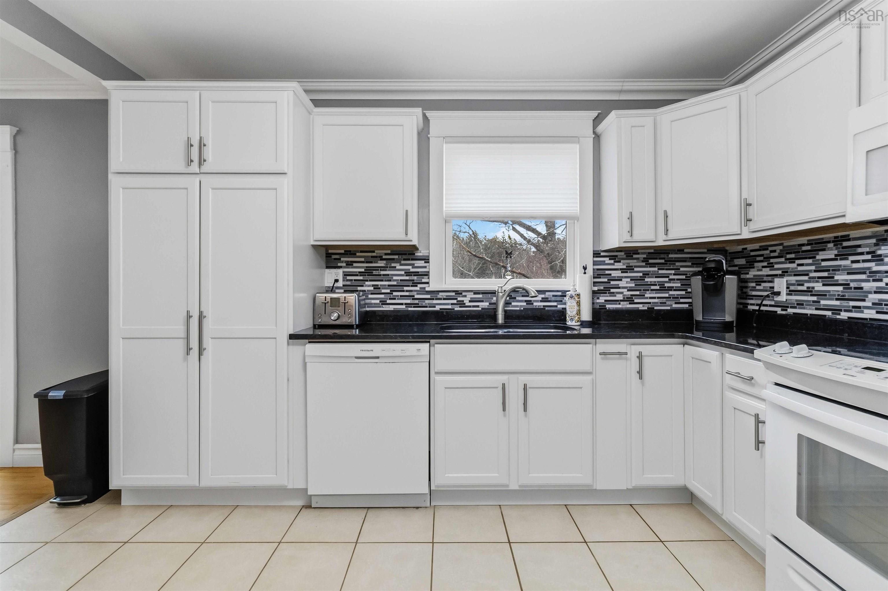 42 Lodge Drive, Halifax, NS (MLS 202600905)