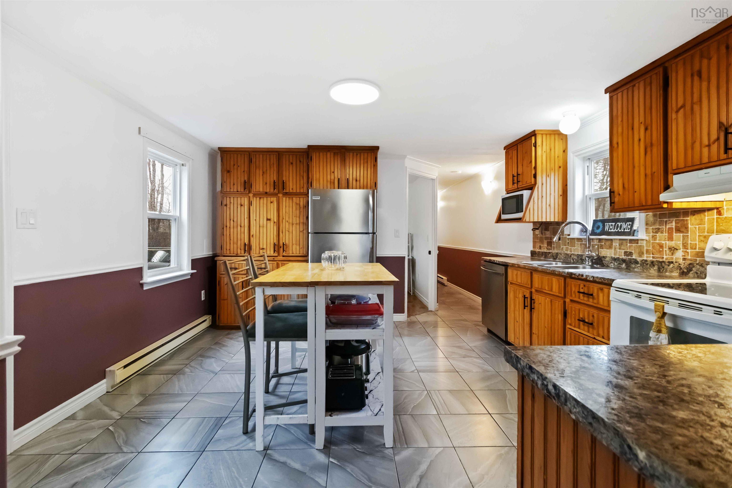 33 Elcona Avenue, Middle Sackville, NS (MLS 202600942)