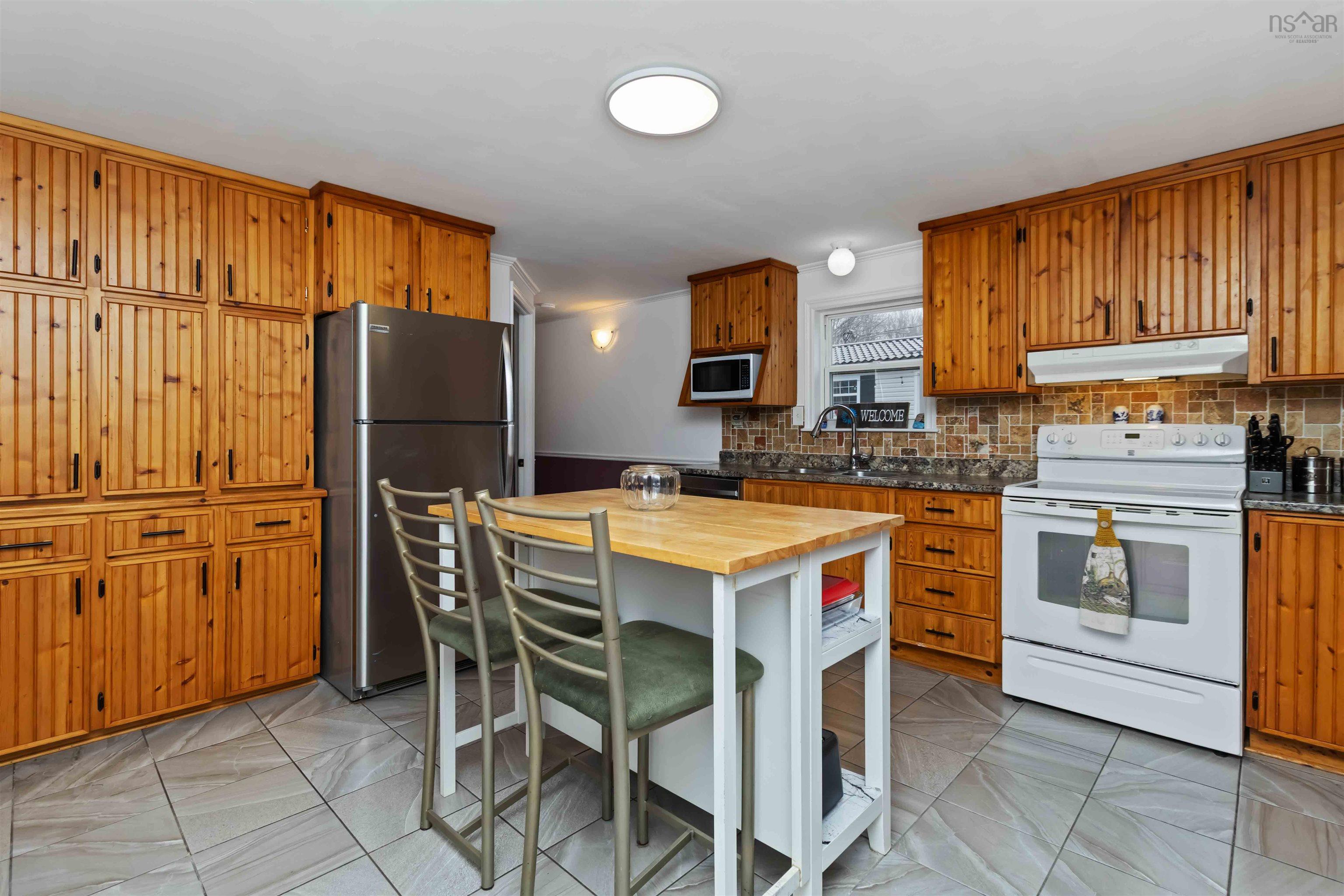 33 Elcona Avenue, Middle Sackville, NS (MLS 202600942)