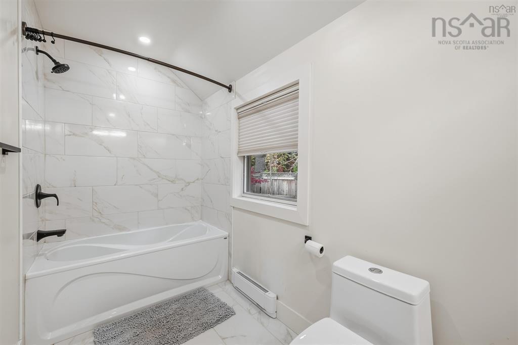 680 Shore Drive, Bedford, NS (MLS 202600944)