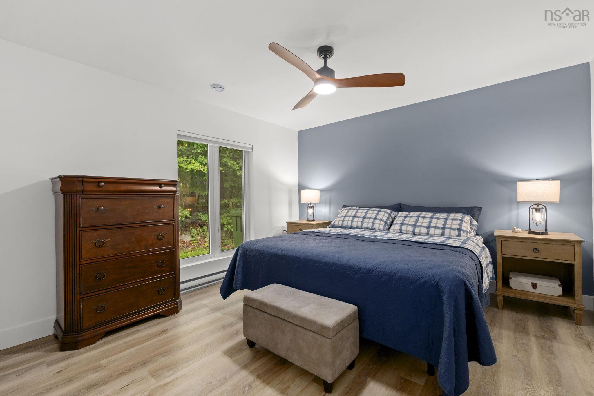 $725,000.00: 31-33 Birch Grove, Upper Tantallon