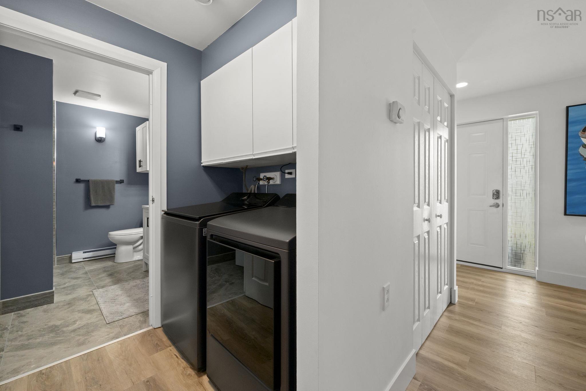 $725,000.00: 31-33 Birch Grove, Upper Tantallon