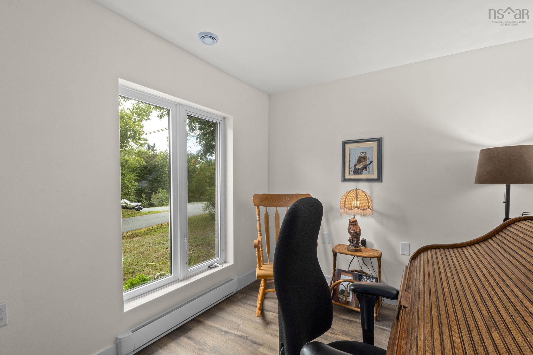 $725,000.00: 31-33 Birch Grove, Upper Tantallon