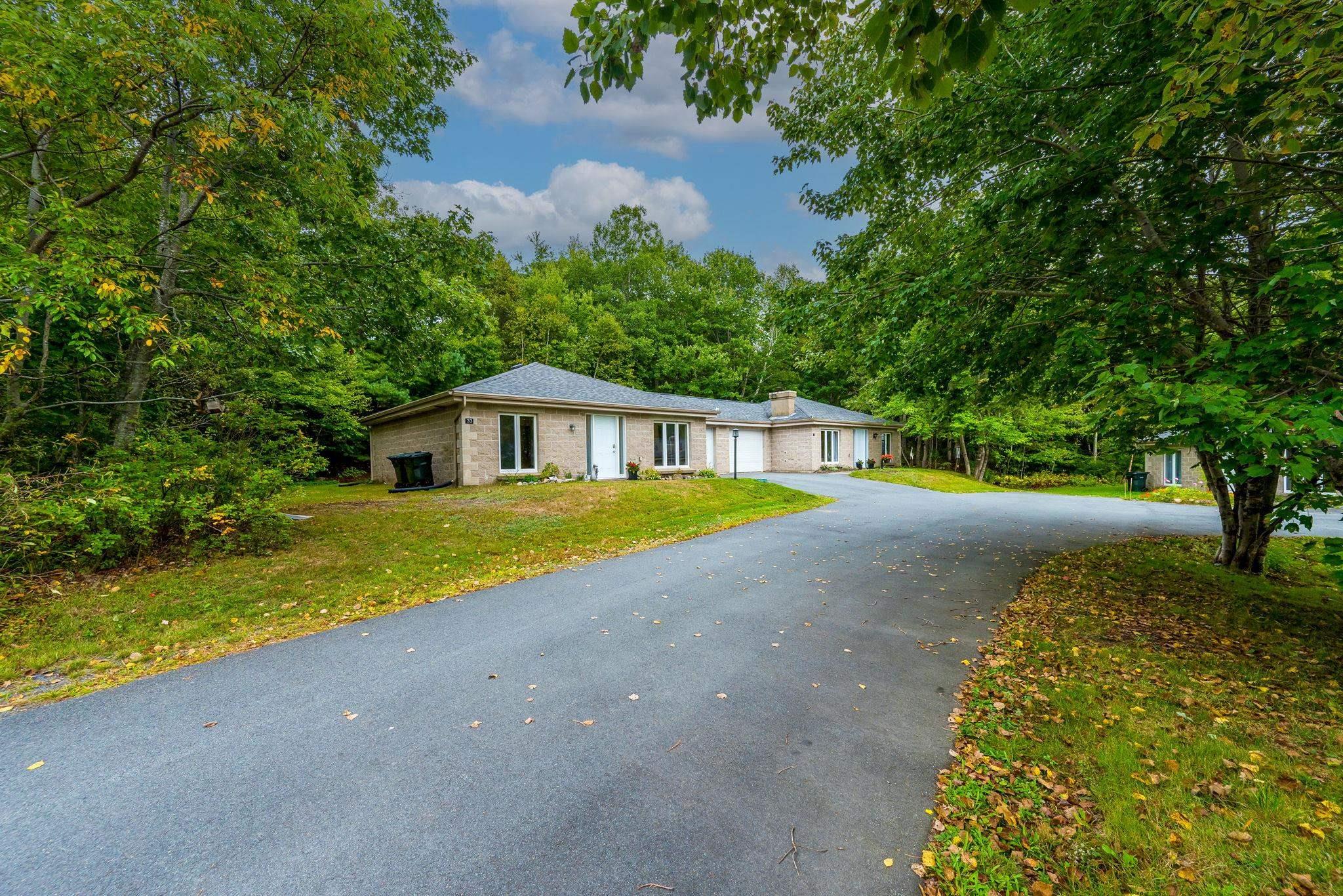 $725,000.00: 31-33 Birch Grove, Upper Tantallon