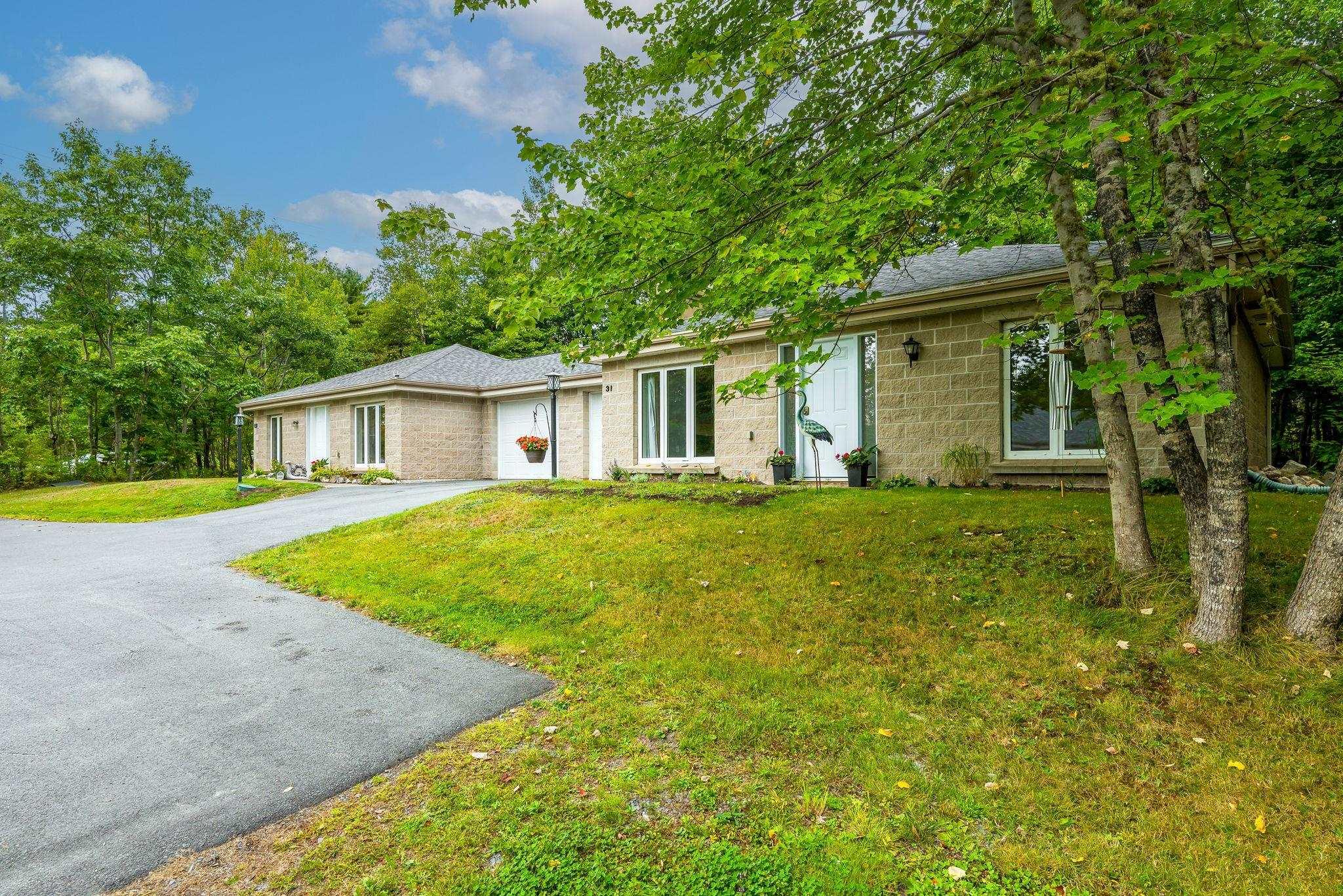 $725,000.00: 31-33 Birch Grove, Upper Tantallon