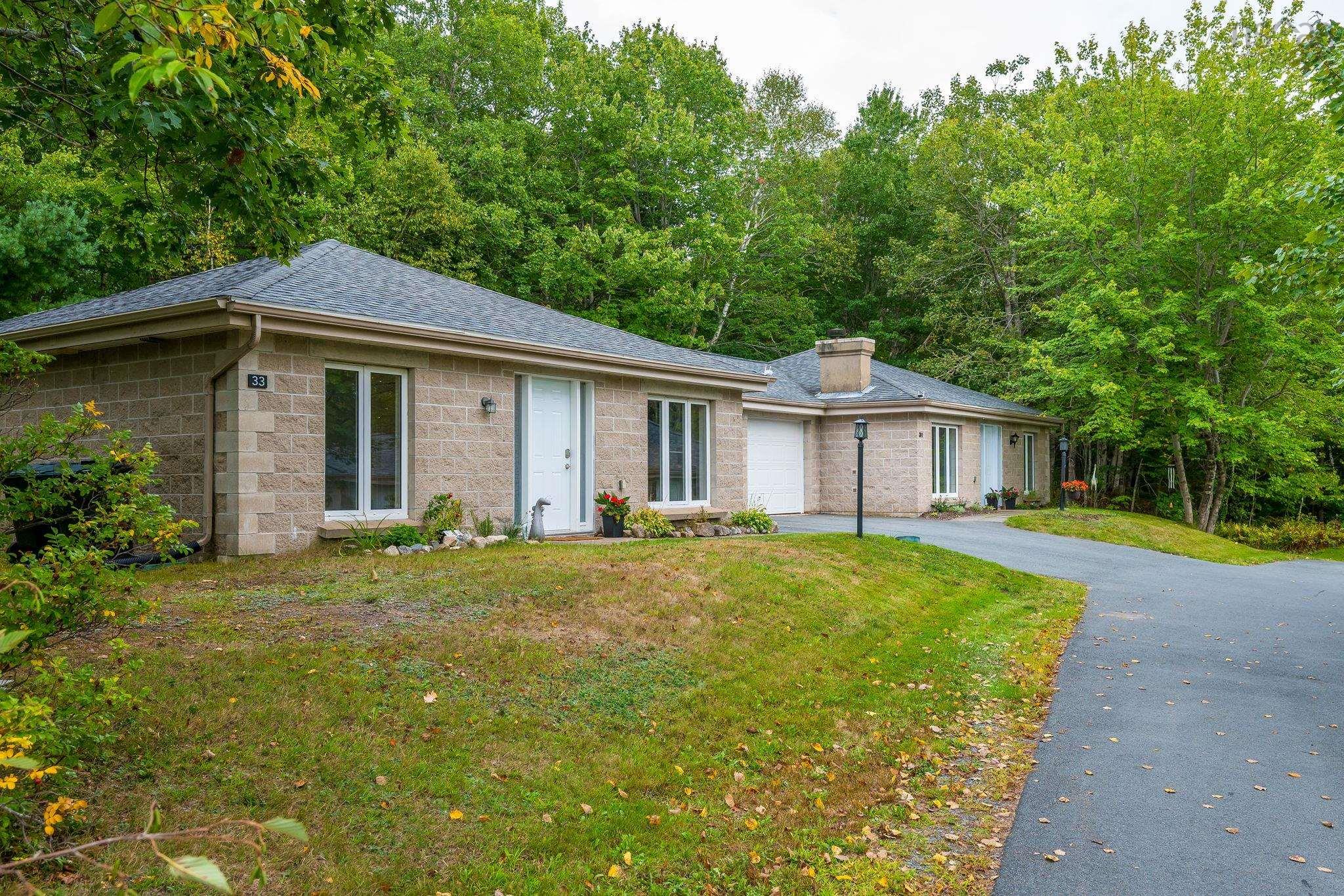 $725,000.00: 31-33 Birch Grove, Upper Tantallon