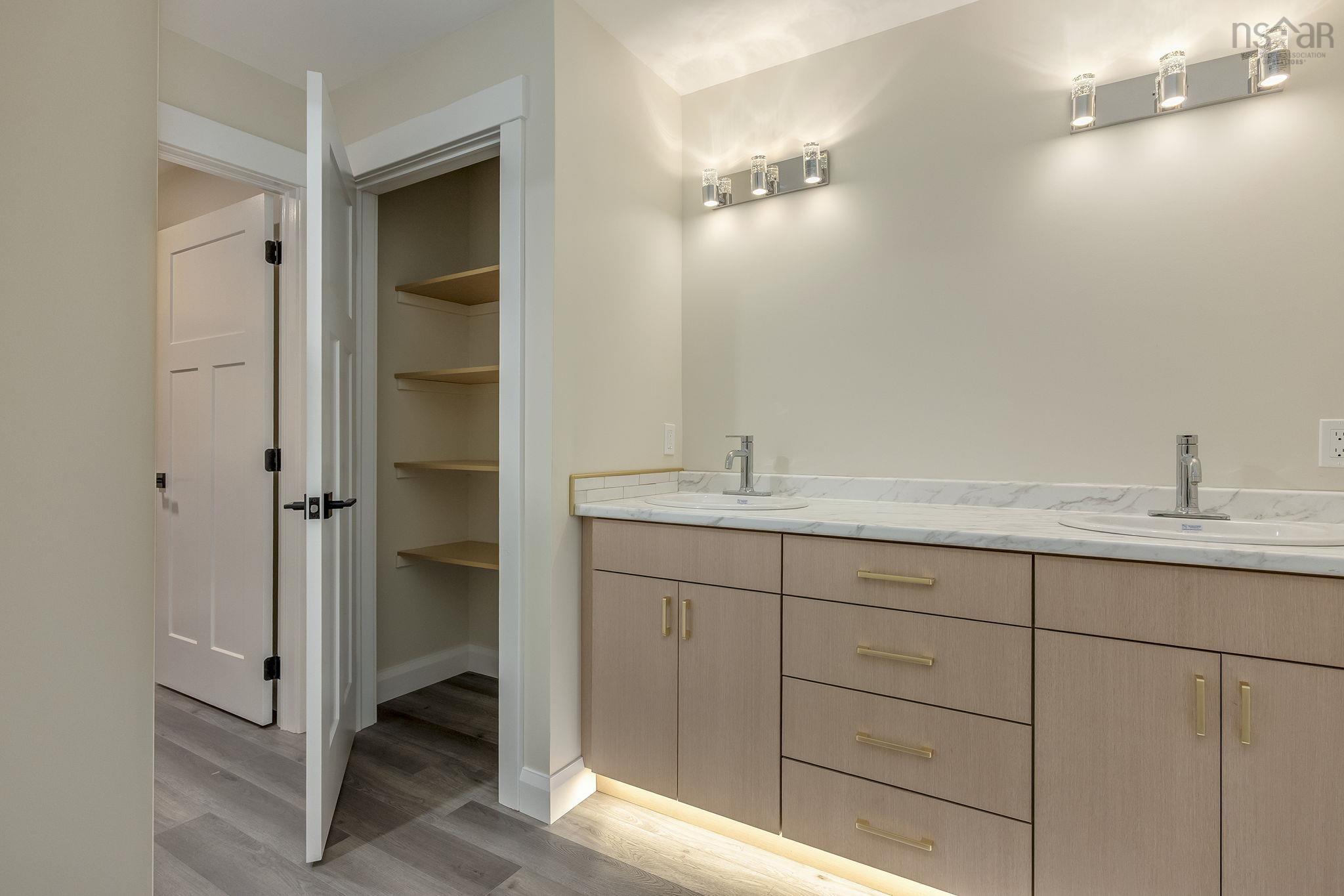 $525,000.00: 10 Peterson Street, Cambridge