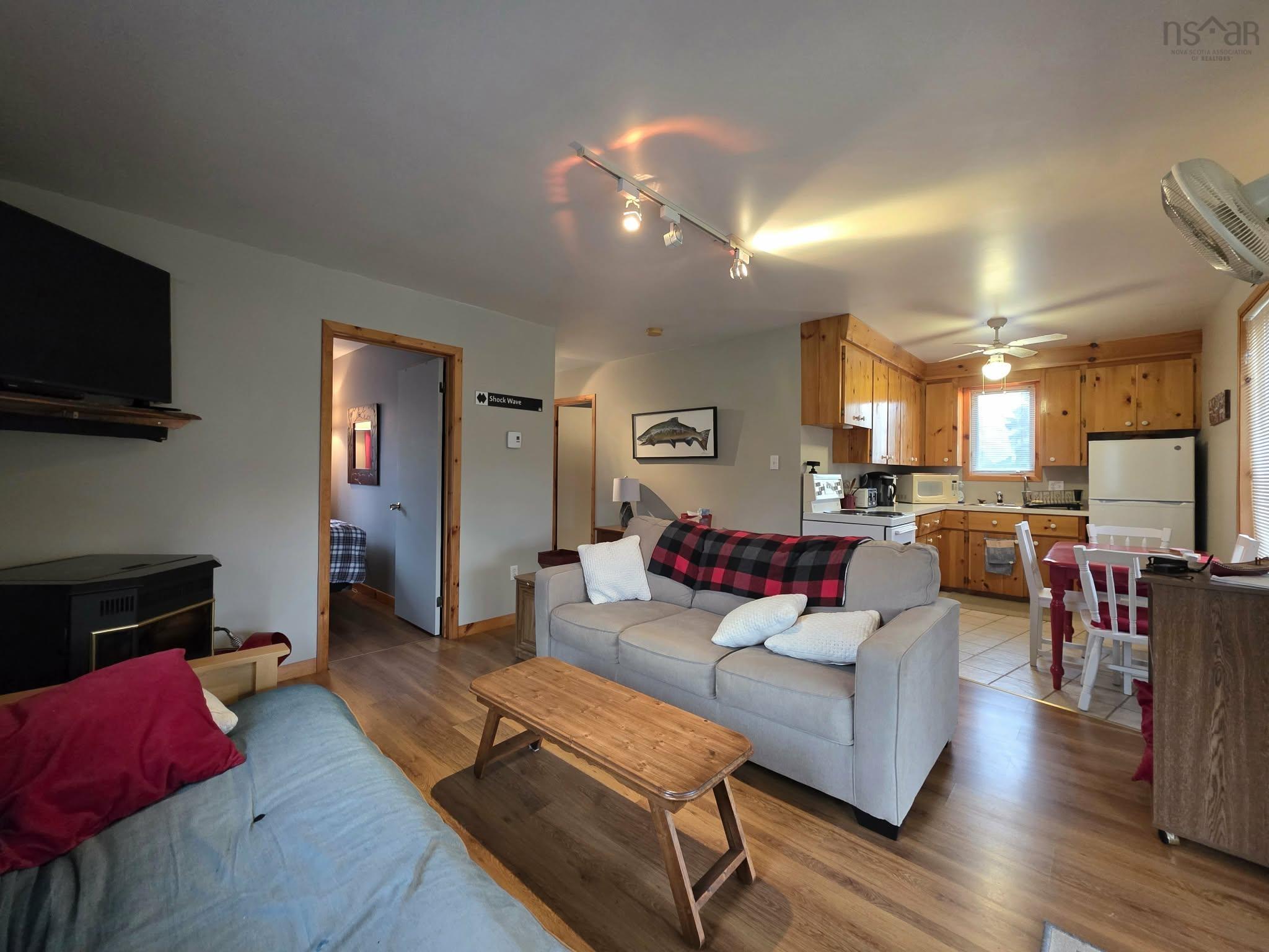 $269,000.00: 296 Valley Road, Westchester