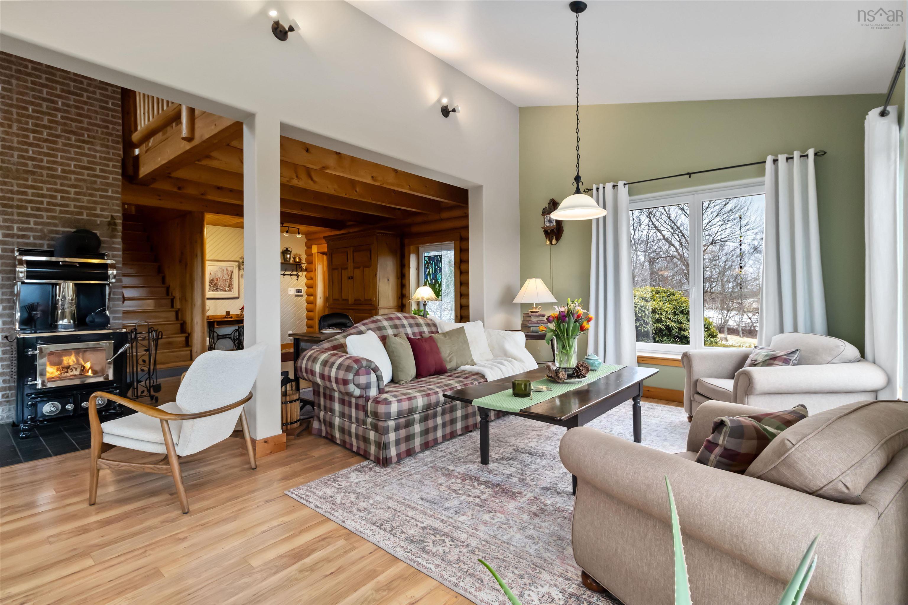 $799,900.00: 4058 Highway 325, Newcombville