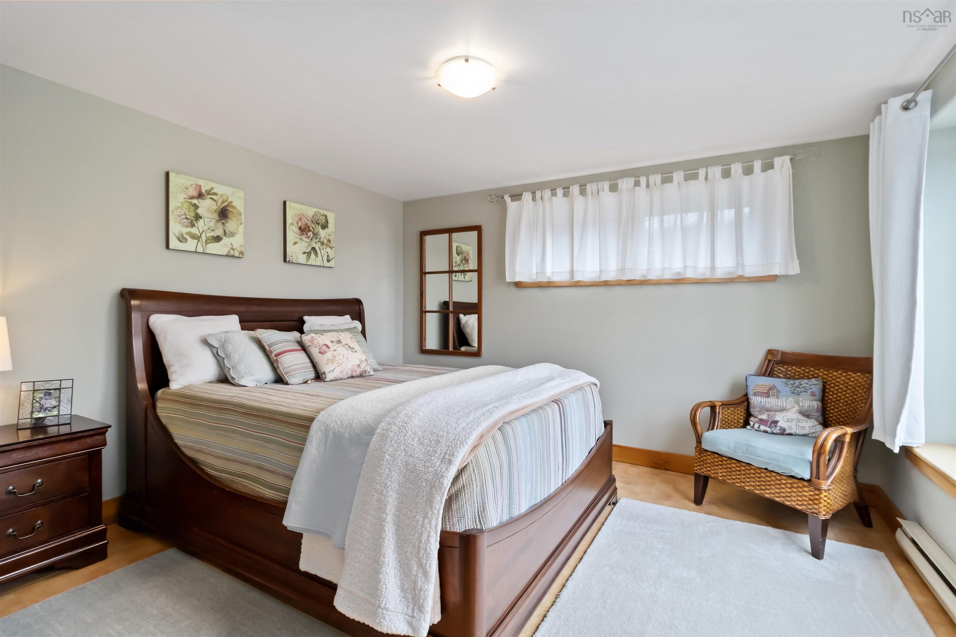 $799,900.00: 4058 Highway 325, Newcombville