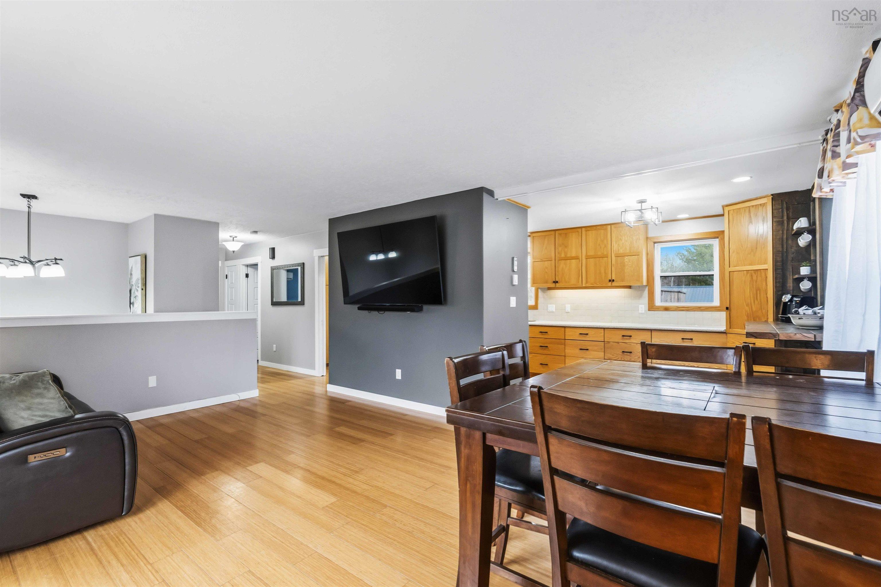 $559,000.00: 6 Robinson Drive, Berwick