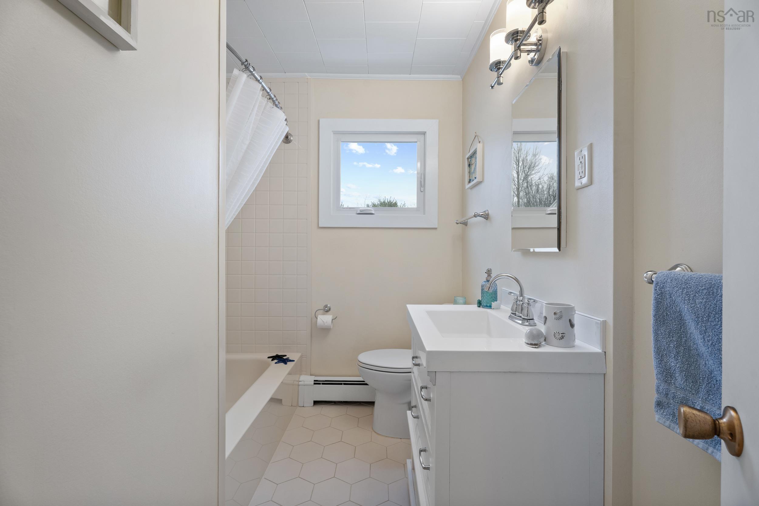 $298,000.00: 3189 Clementsvale Road, Clementsvale