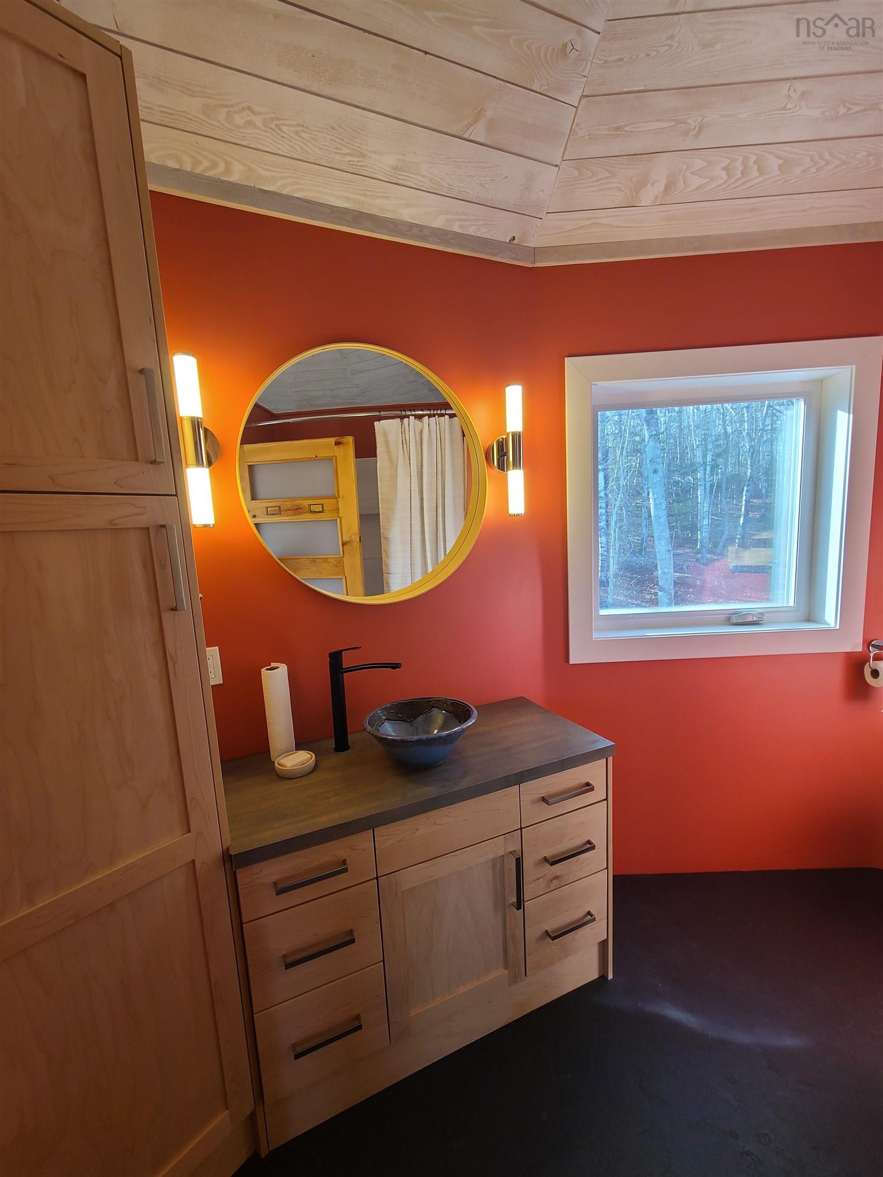 $399,000.00: 1371 Lighthouse Road, Bay View