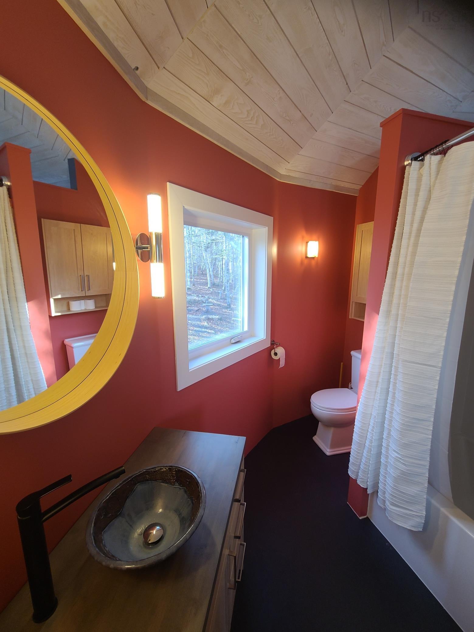 $399,000.00: 1371 Lighthouse Road, Bay View