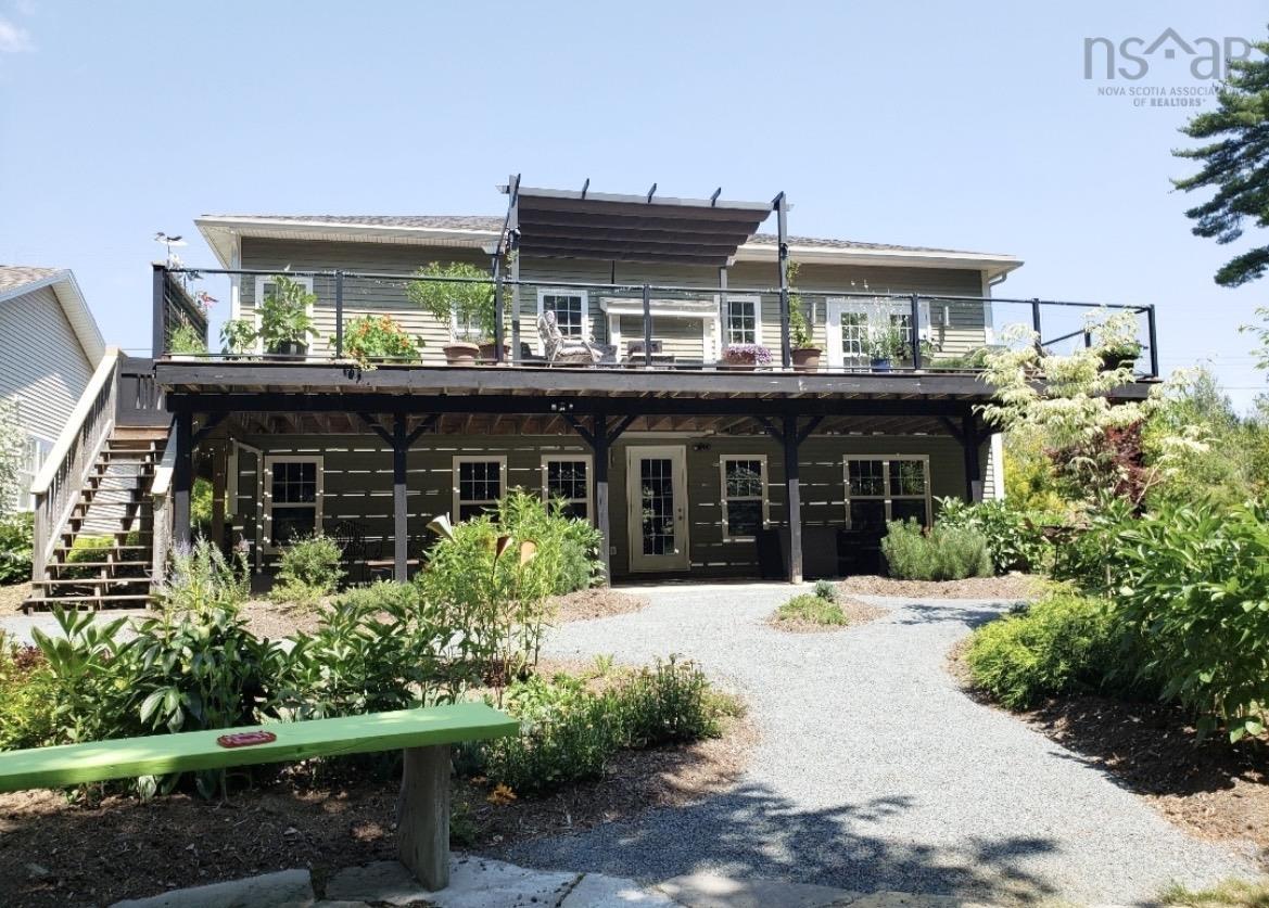 $769,900.00: 38 Roundhouse Drive, Bridgewater