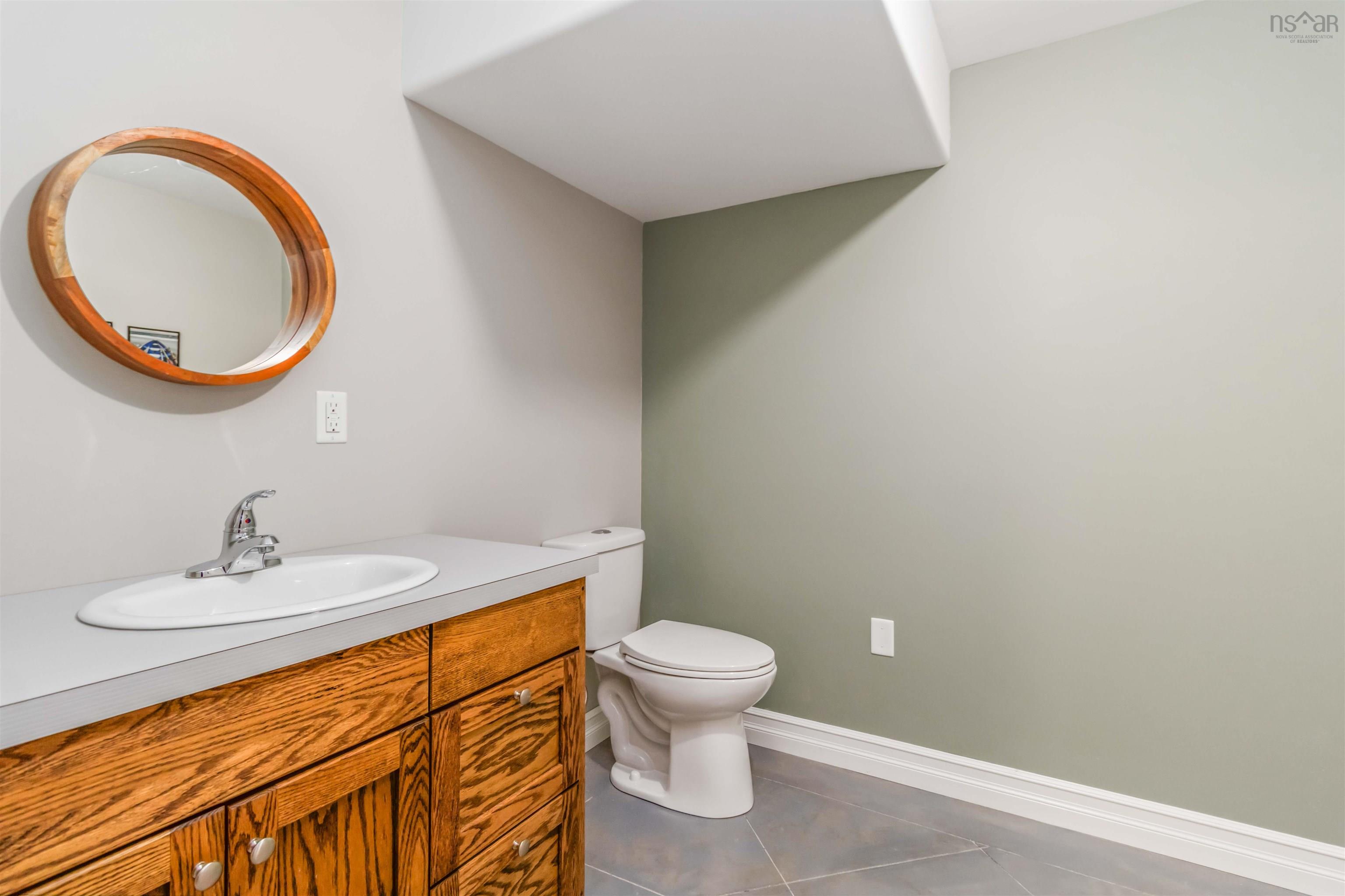 $769,900.00: 38 Roundhouse Drive, Bridgewater