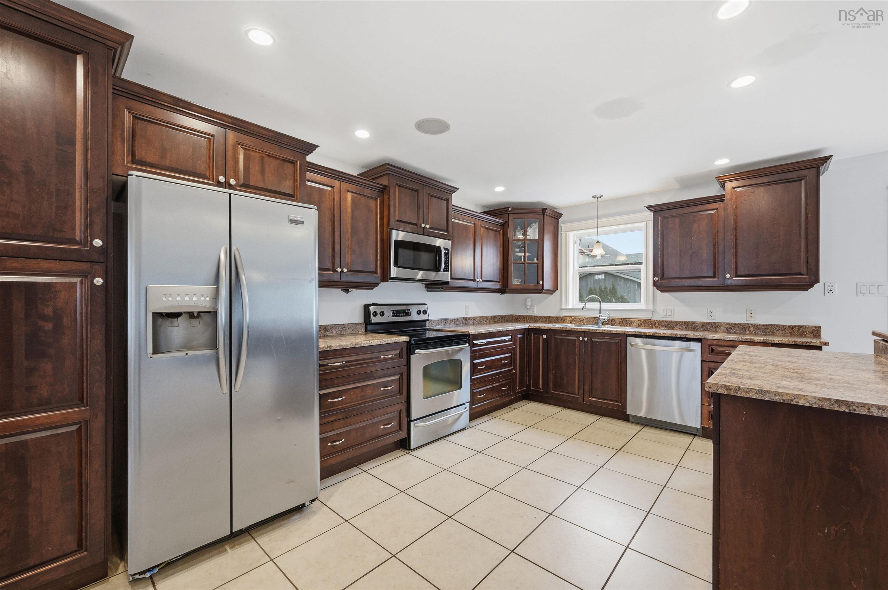 24 Gilbert Street, Beaver Bank, NS (MLS 202601000)