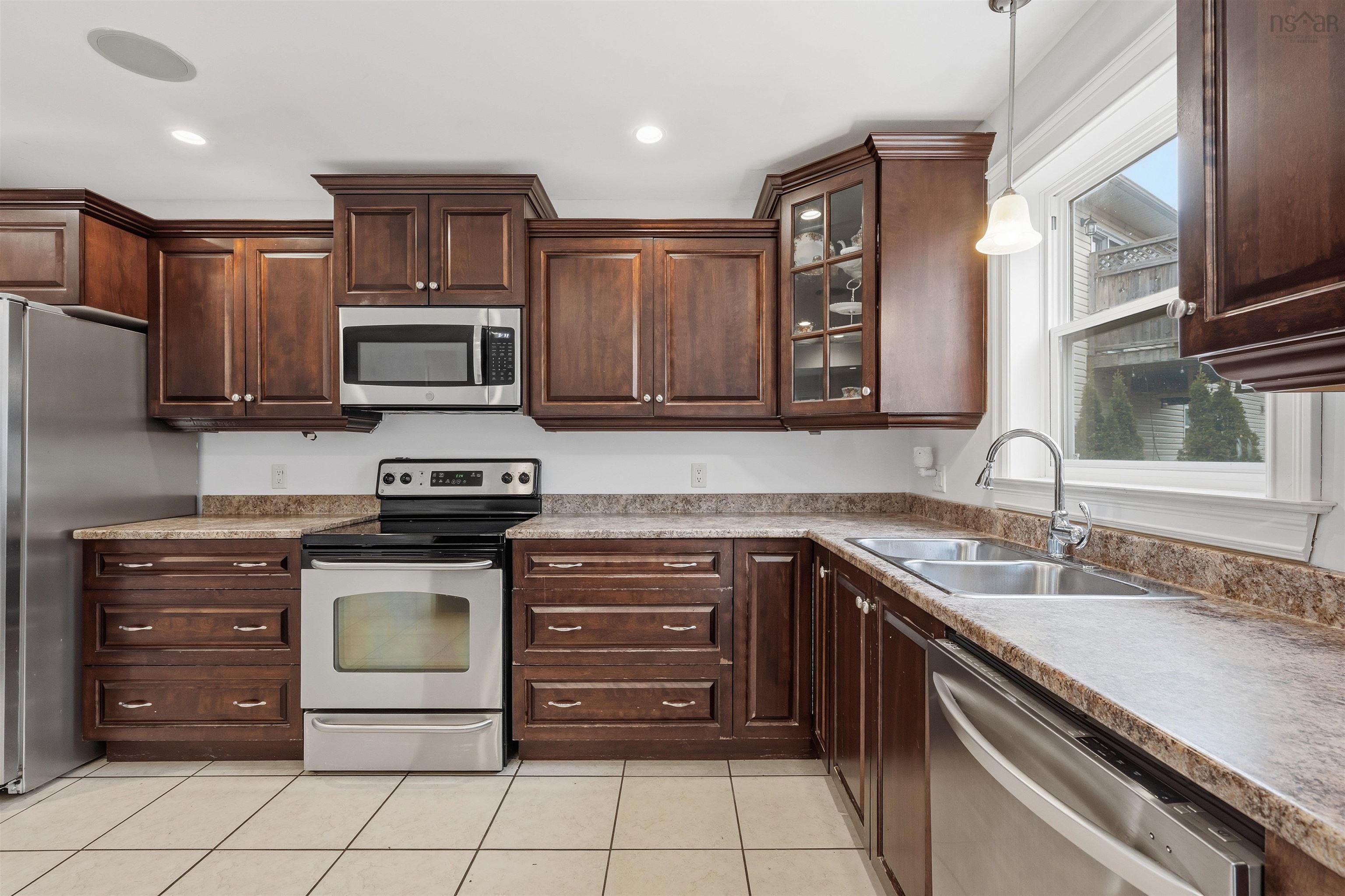 24 Gilbert Street, Beaver Bank, NS (MLS 202601000)